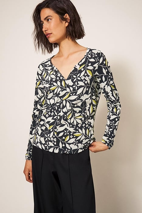 NELLY TEE BLACK PRINTED 1