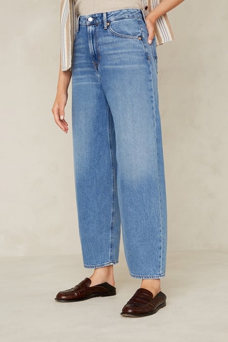 LEILA CROPPED CLEAN MID VINTAGE 3