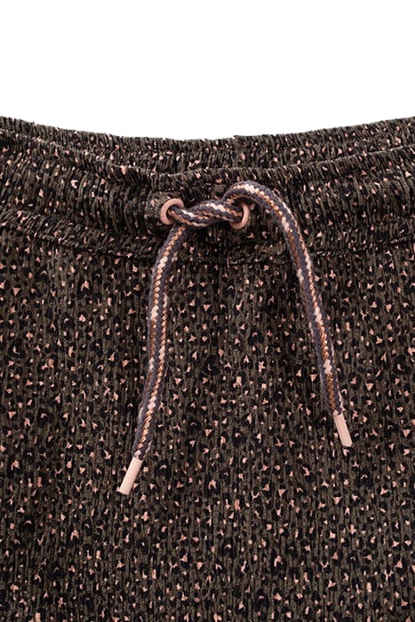 GIRLS’ KHAKI LEOPARD-HEART PRINT SKORT 4
