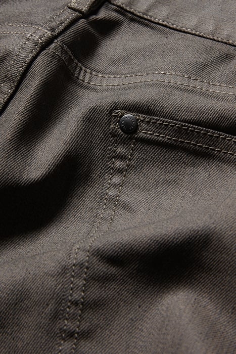 J702 - SLIM FIT STEEL GREY 3