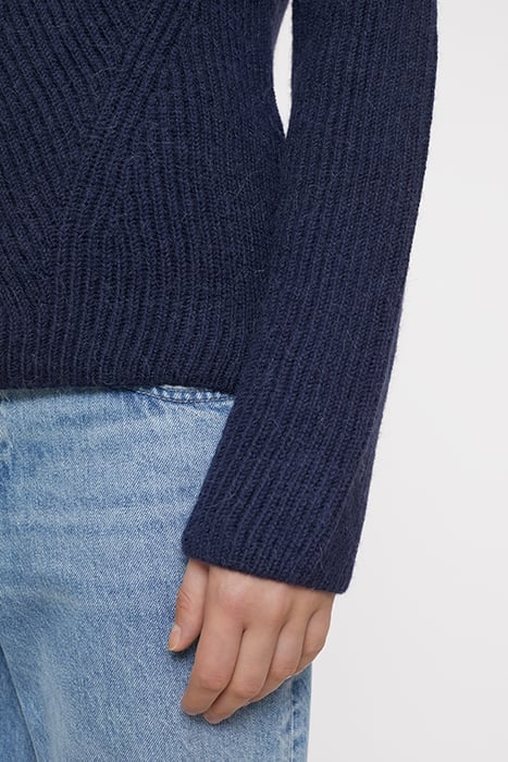 TURTLENECK LONG SLEEVE SPACE BLUE 6