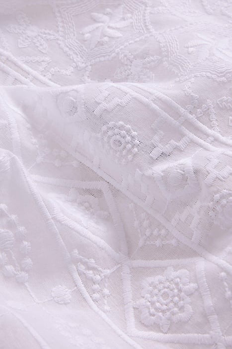 EMBROIDERED TIE HEM TOP BRILLIANT WHITE 4