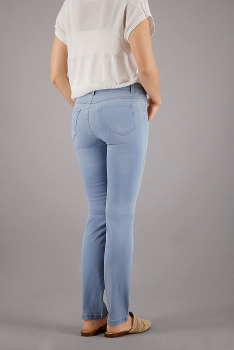 VICKY803-670801 BLEACH USED 2