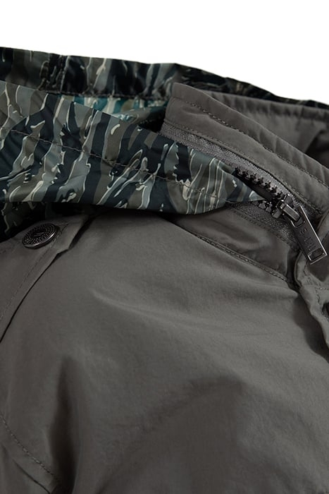 BOYS’ KHAKI NYLON PARKA WITH PRINT ON BACK 6