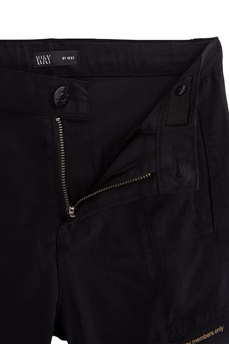 BOYS’ BLACK CARGO JEANS 4