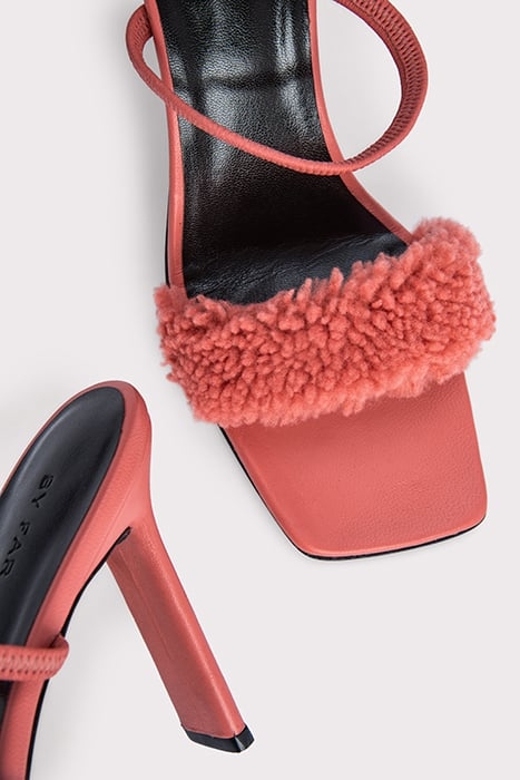 ADA SALMON SHEARLING SALMON 5