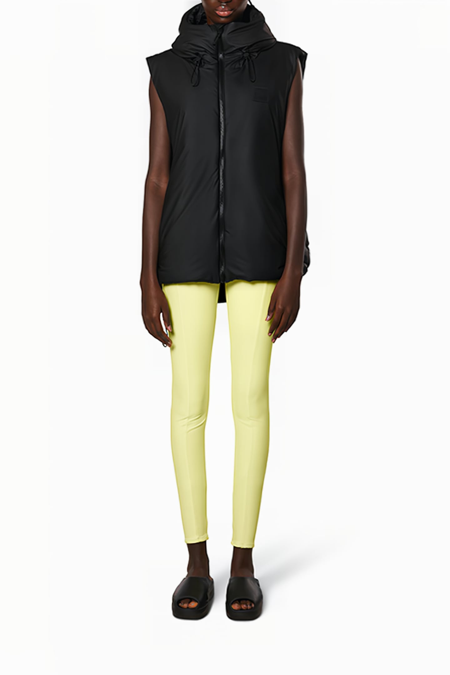 LOOP VEST BLACK UNISEX 3