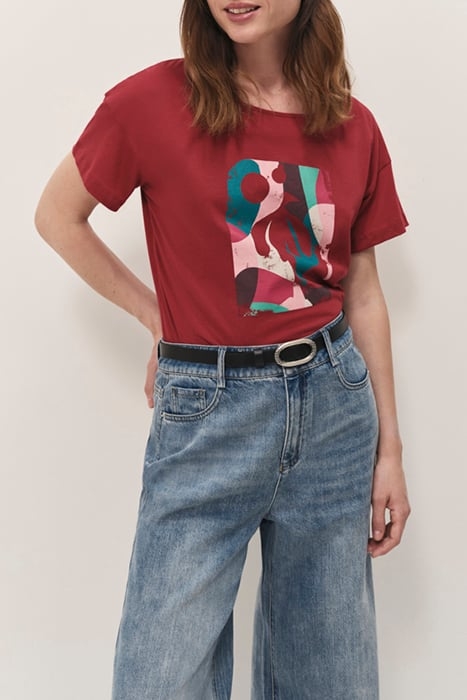 MAKI - RED VISUAL T-SHIRT DANCER ABSTRACT BACKGROUND 1