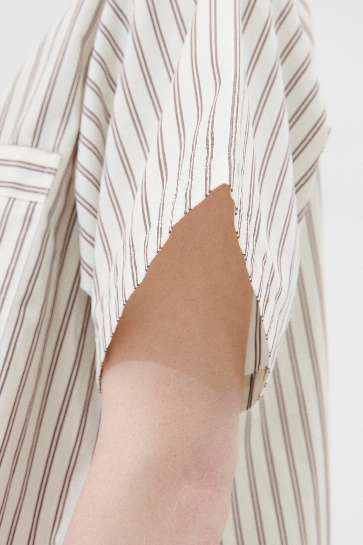 UNISEX POPLIN, SHORT SLEEVE SHIRT HOPPER STRIPES 2