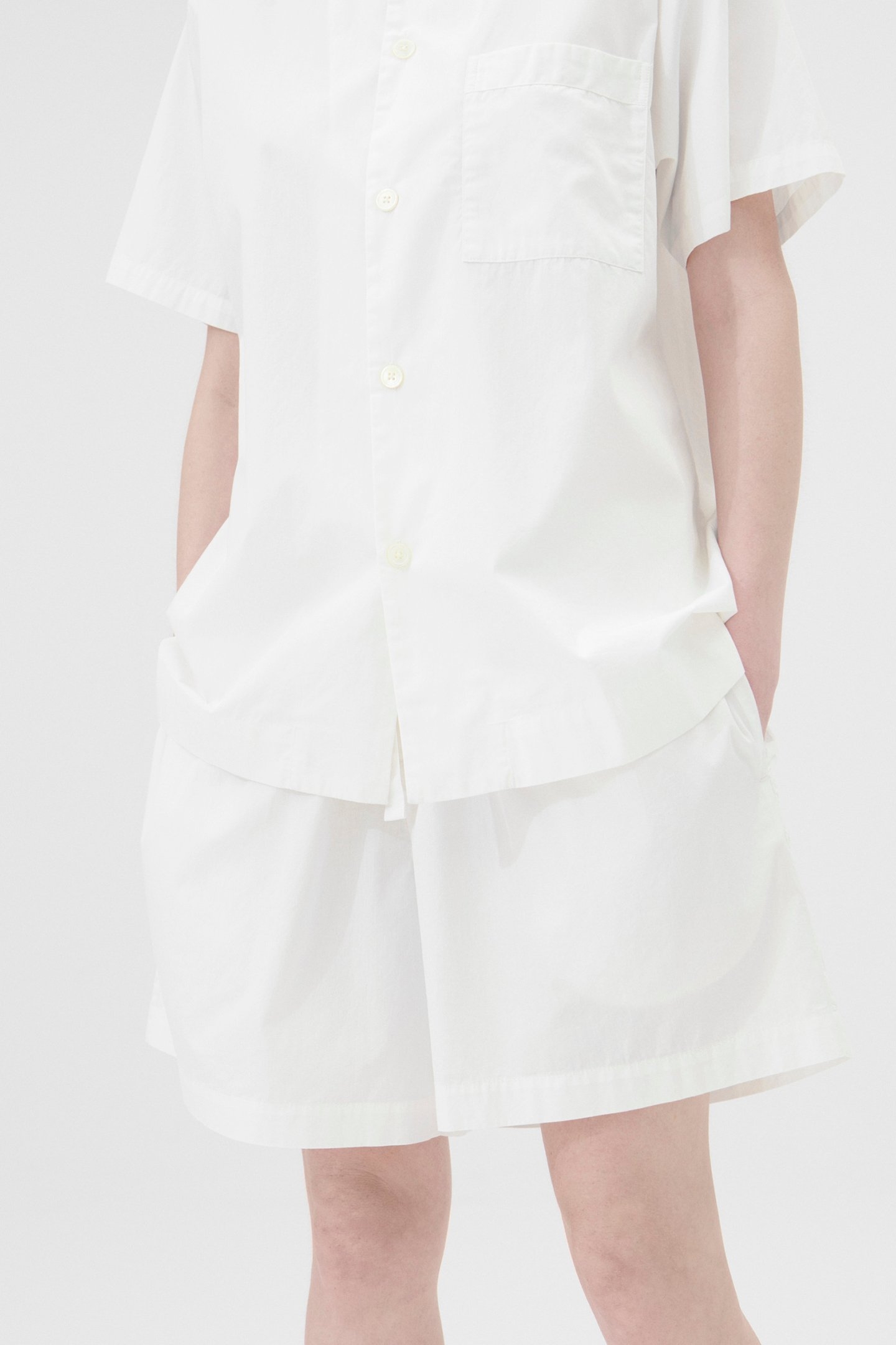 UNISEX POPLIN, SHORT SLEEVE SHIRT ALABASTER WHITE 1