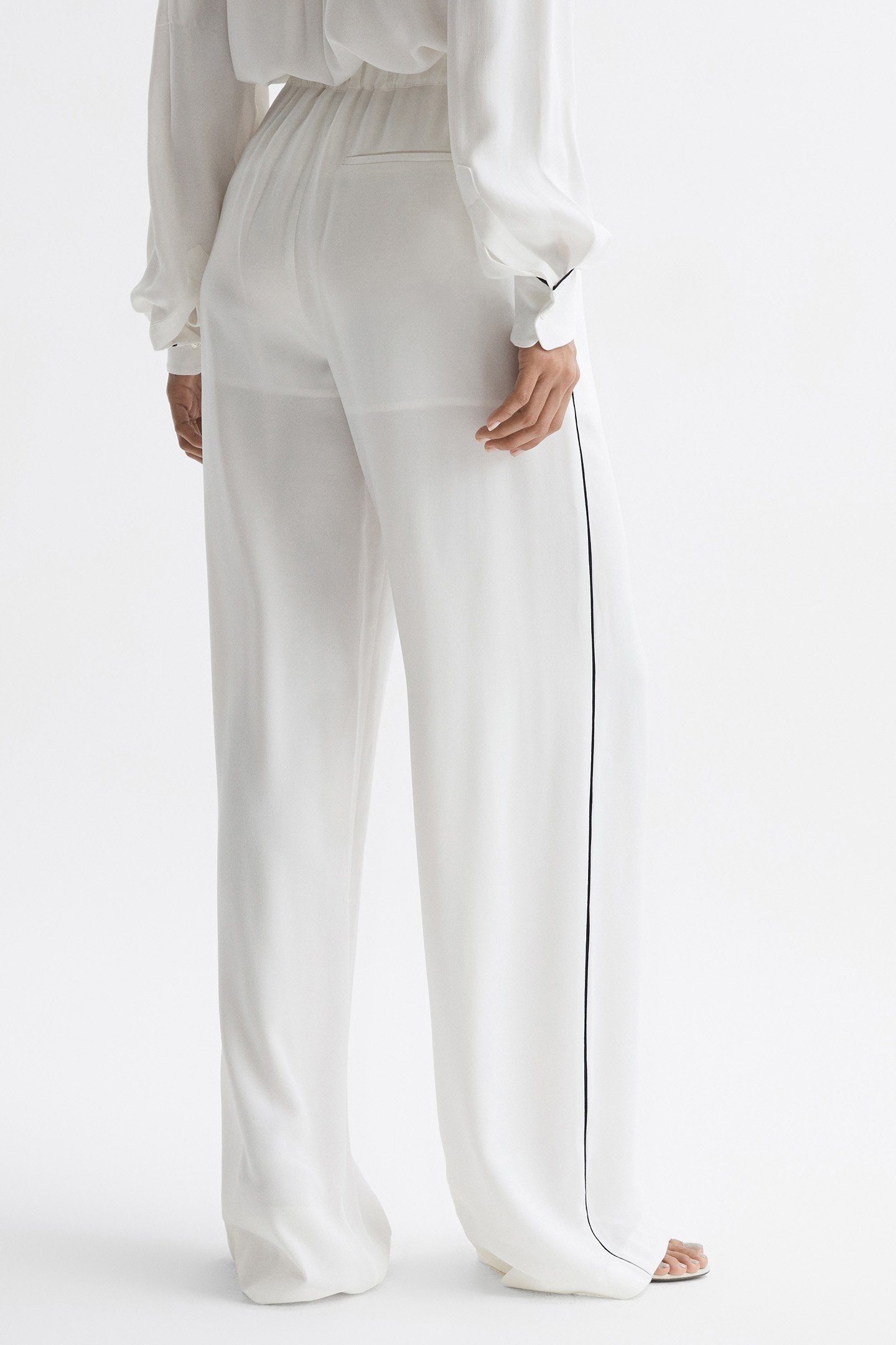 GINA-PJ PIPING CO-ORD TRO IVORY 2