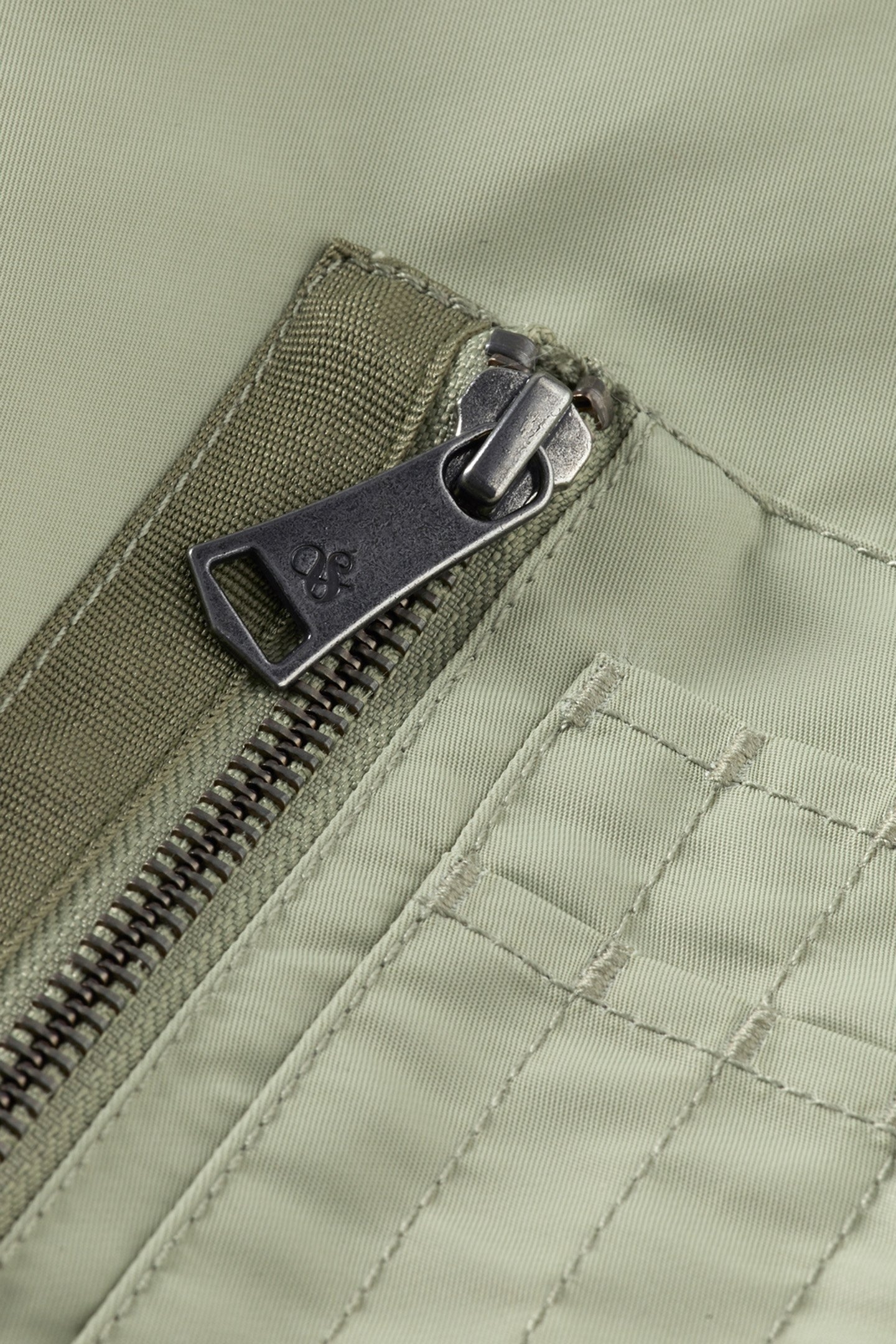 TECHNICAL NYLON BOMBER SAGE 3