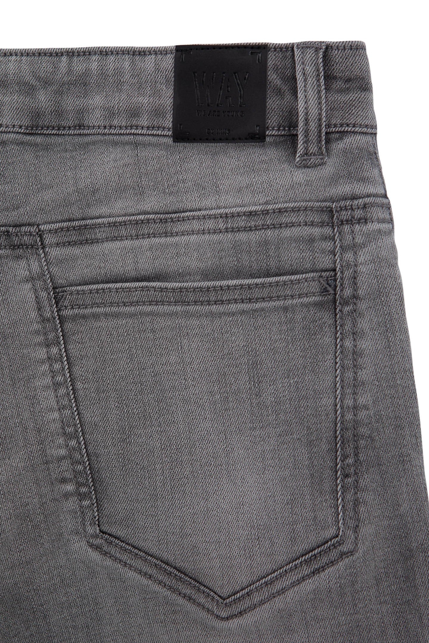 BOYS’ GREY STRAIGHT JEANS 5