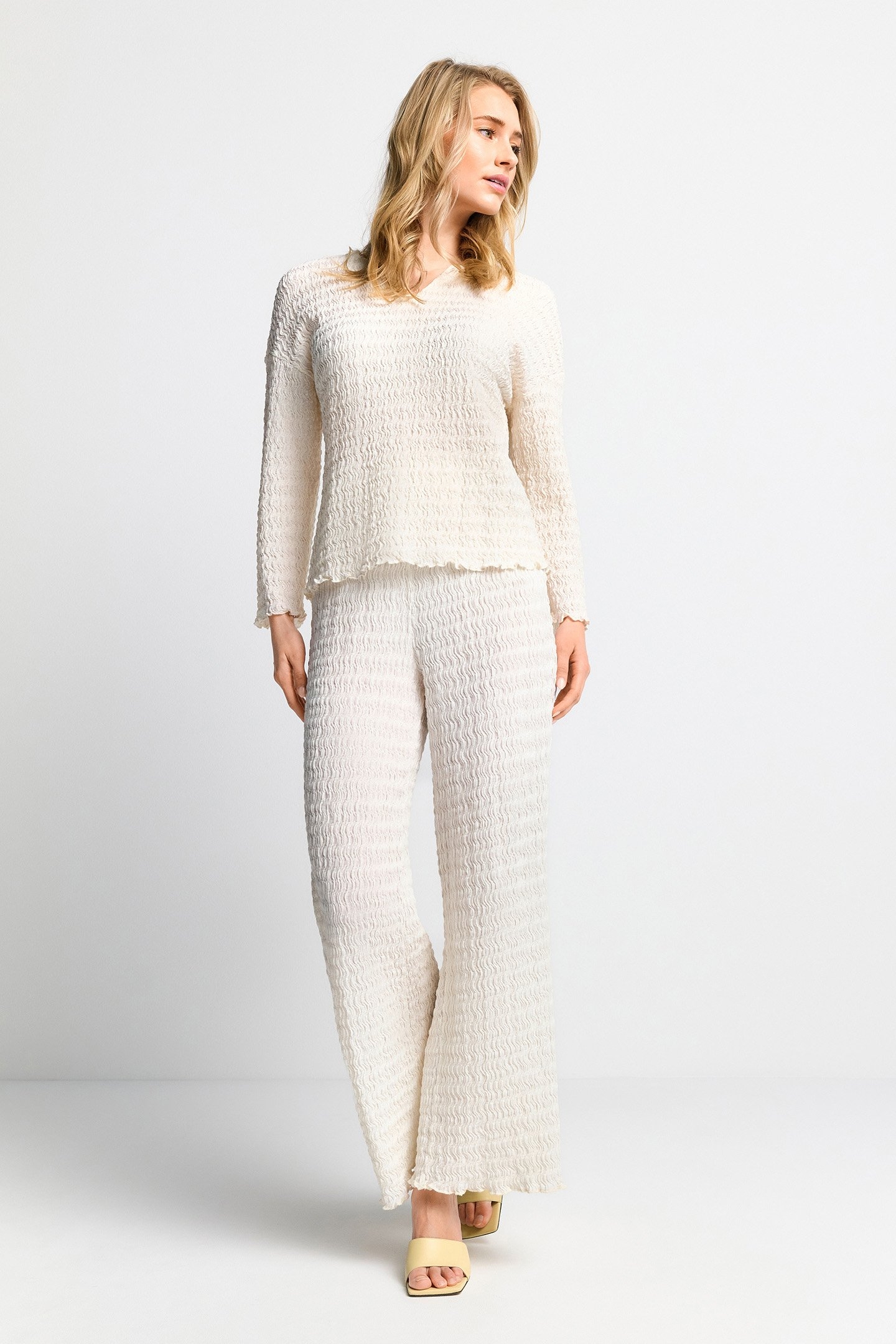 CRINKLED LONGSLEEVE WHISPER WHITE 2