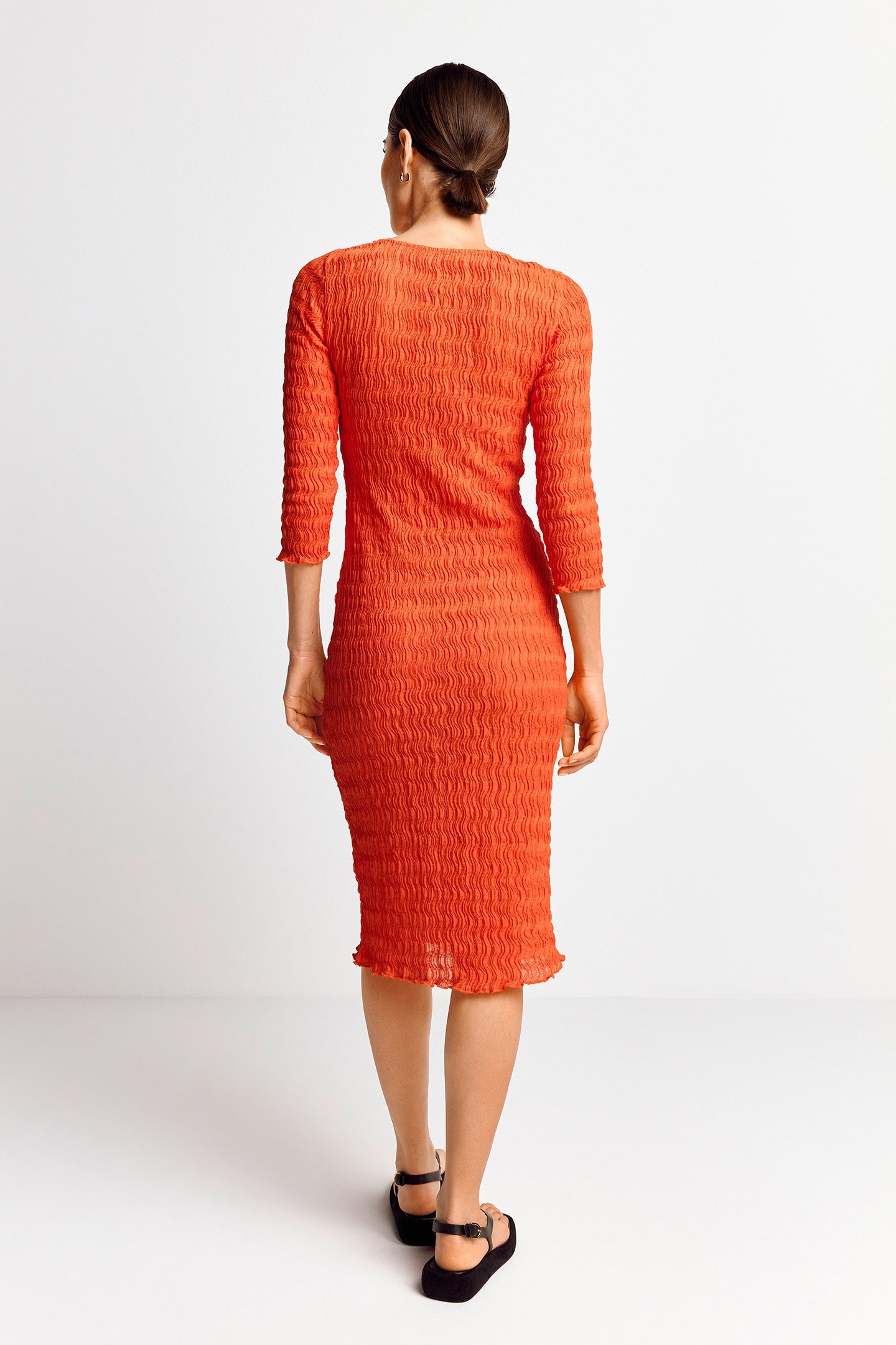 CRINKLED DRESS CHERRY TOMATO 2