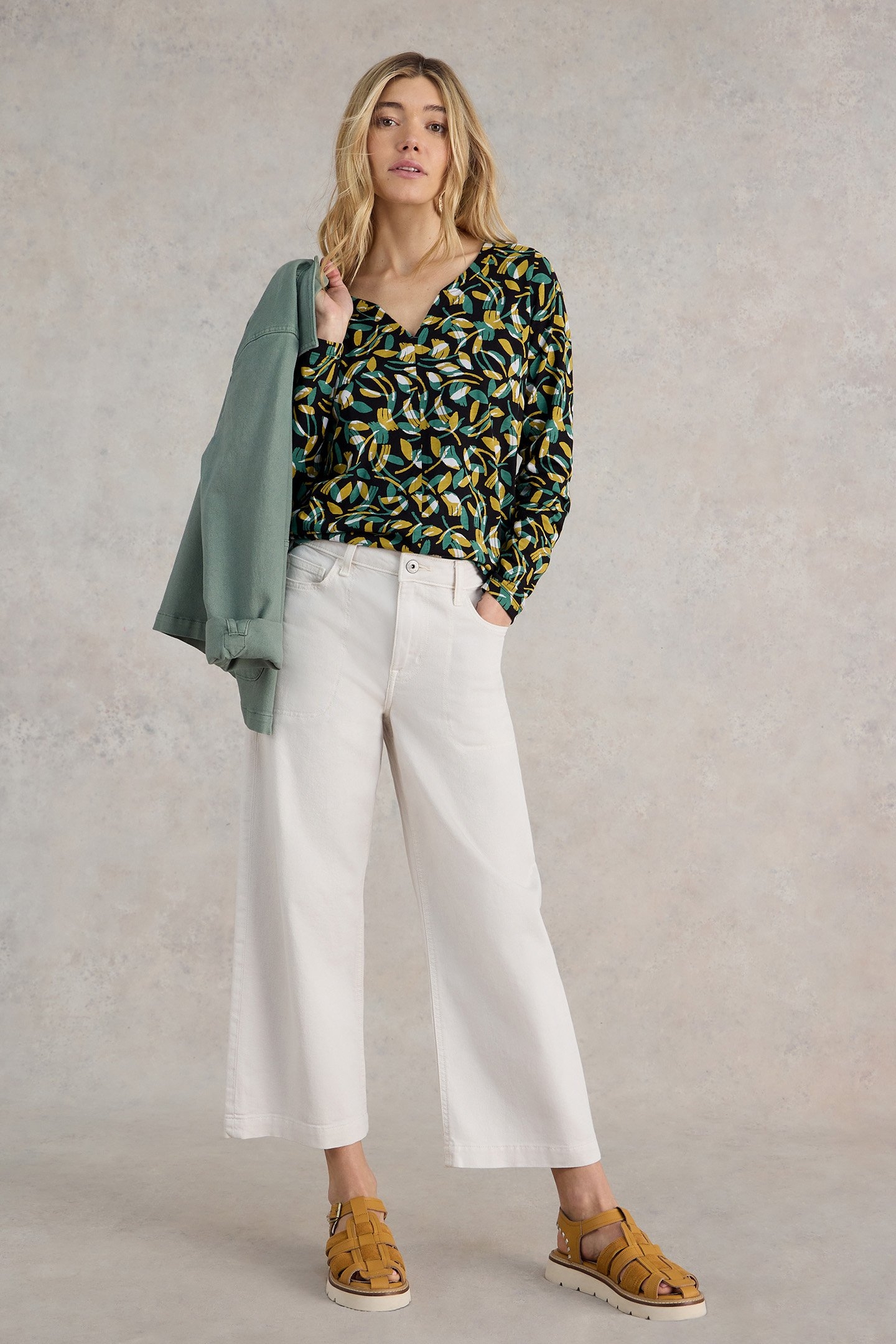 NELLY LS TEE BLACK PRINT 4