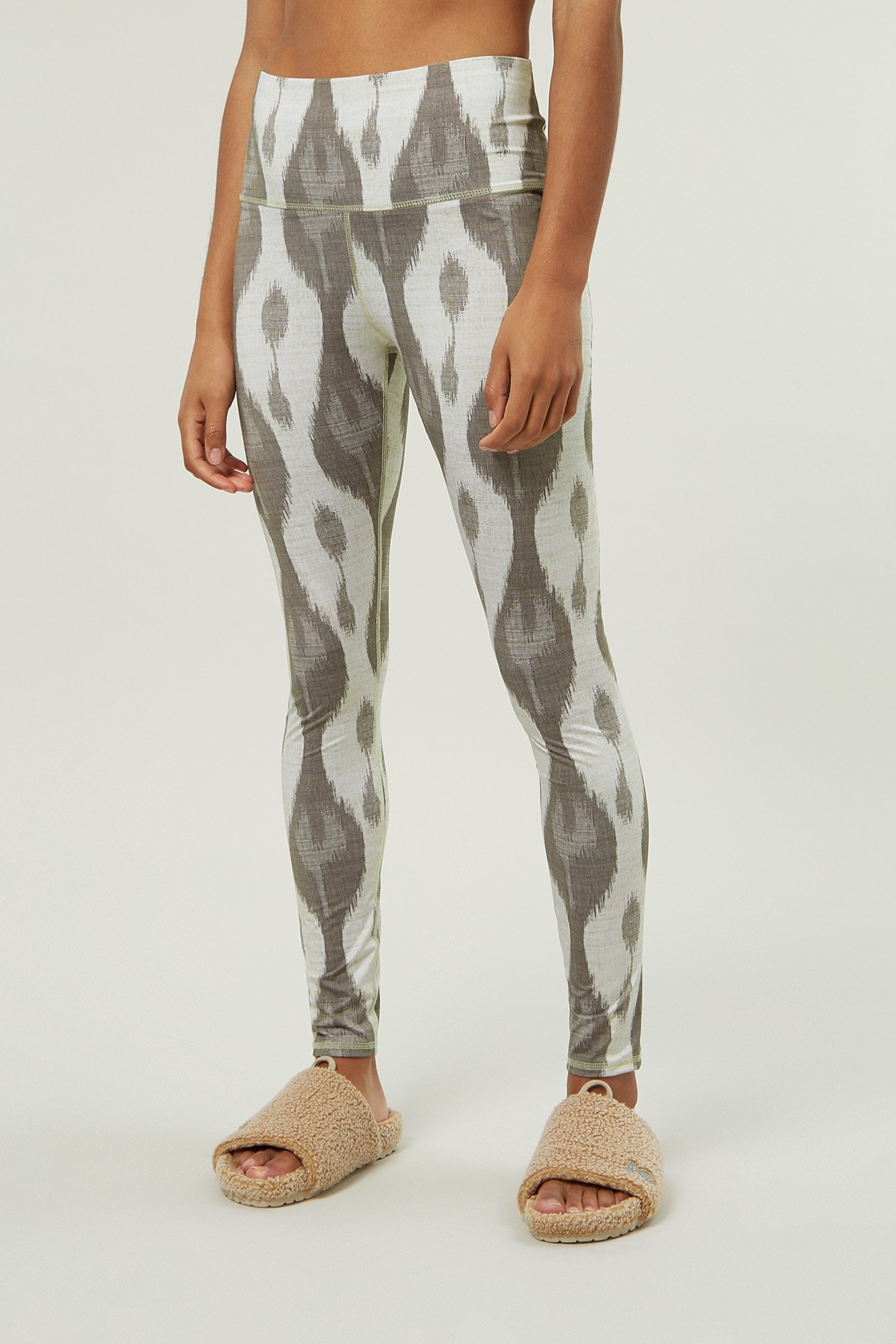 YOGA LEGGINGS IKAT ECRU 1