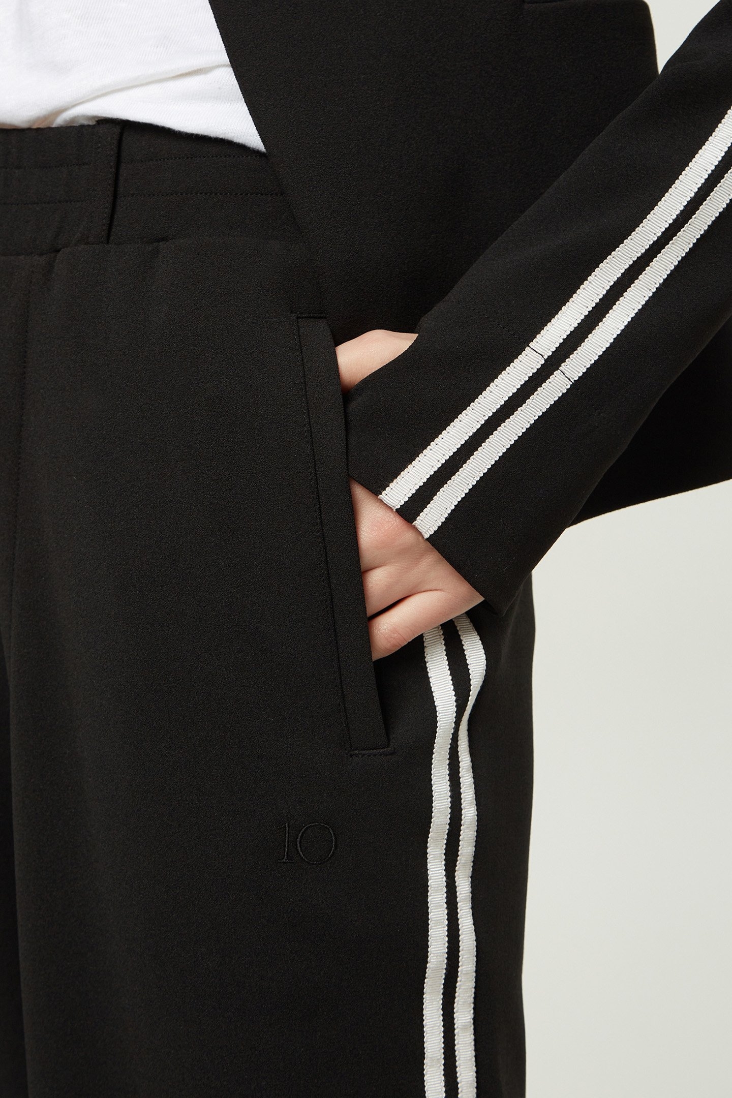 BALLET BLAZER CREPE BLACK 7