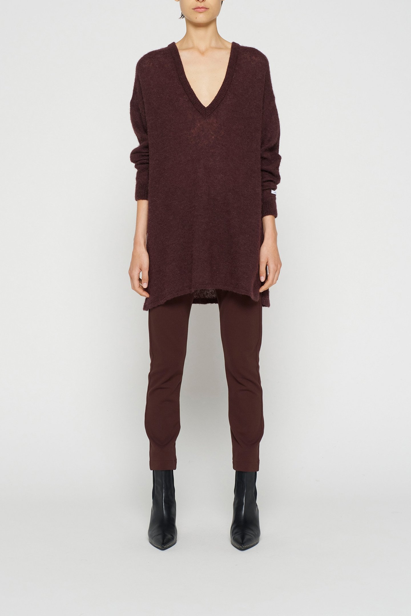 V-NECK THIN KNIT SWEATER AUBERGINE 2