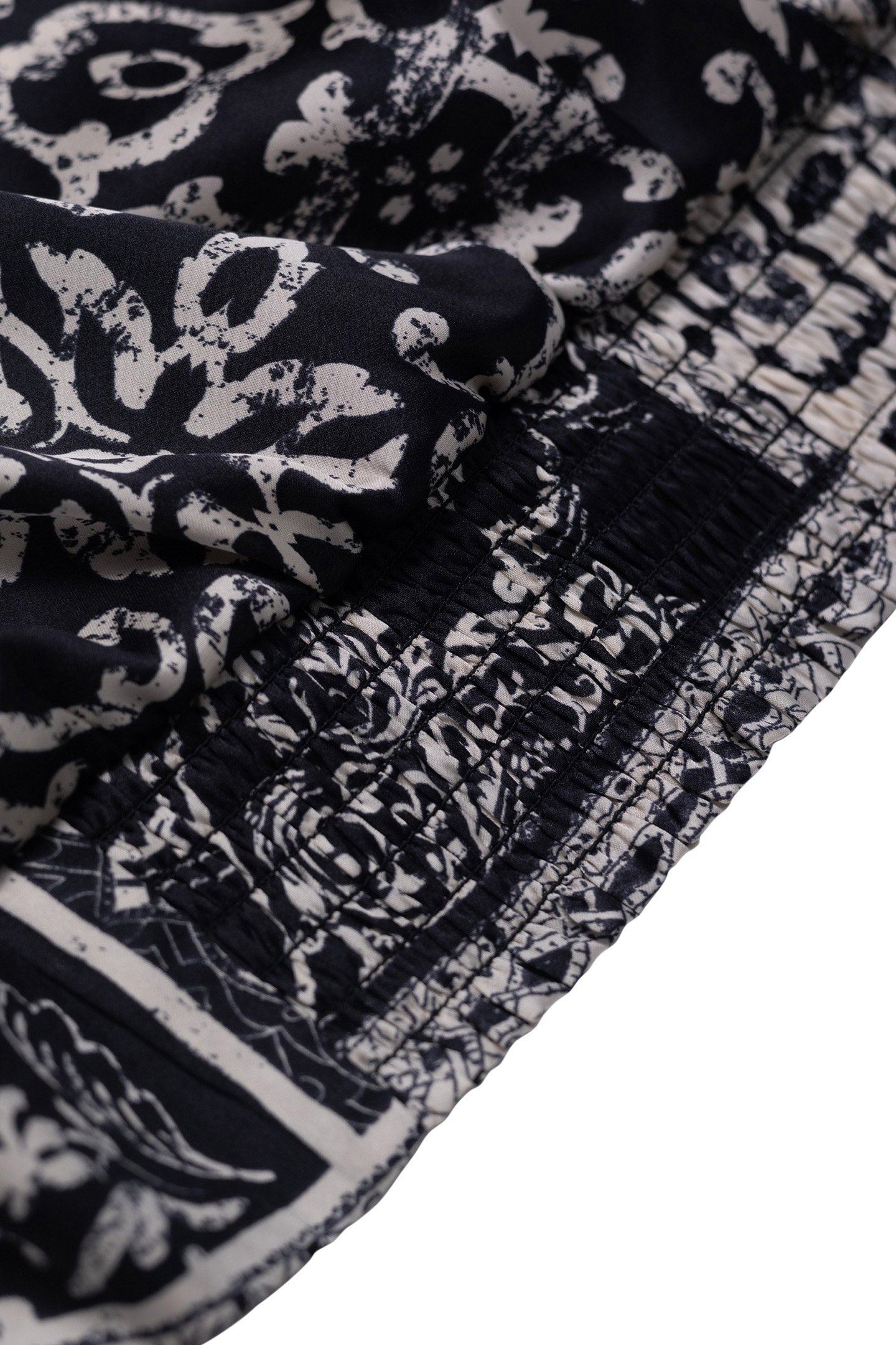 BLACK PATCHWORK SCARF BLOUSE 3