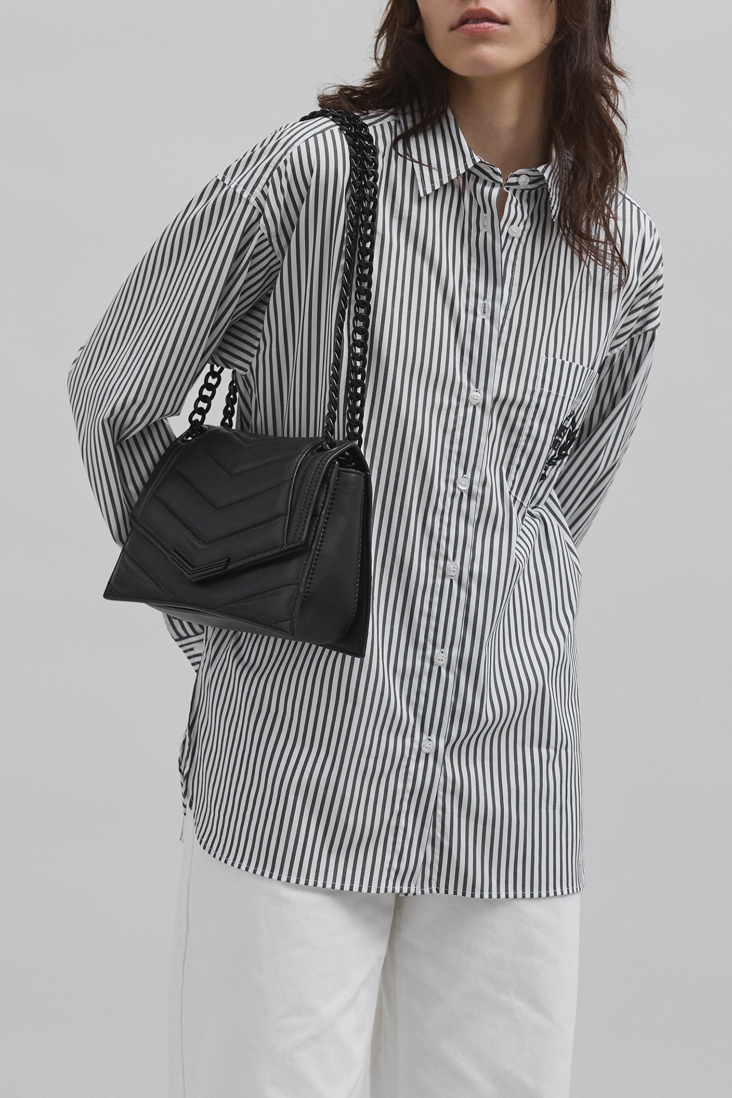 OVERSIZED BLACK SHIRT WITH STRIPES AND EMBROIDERY 5
