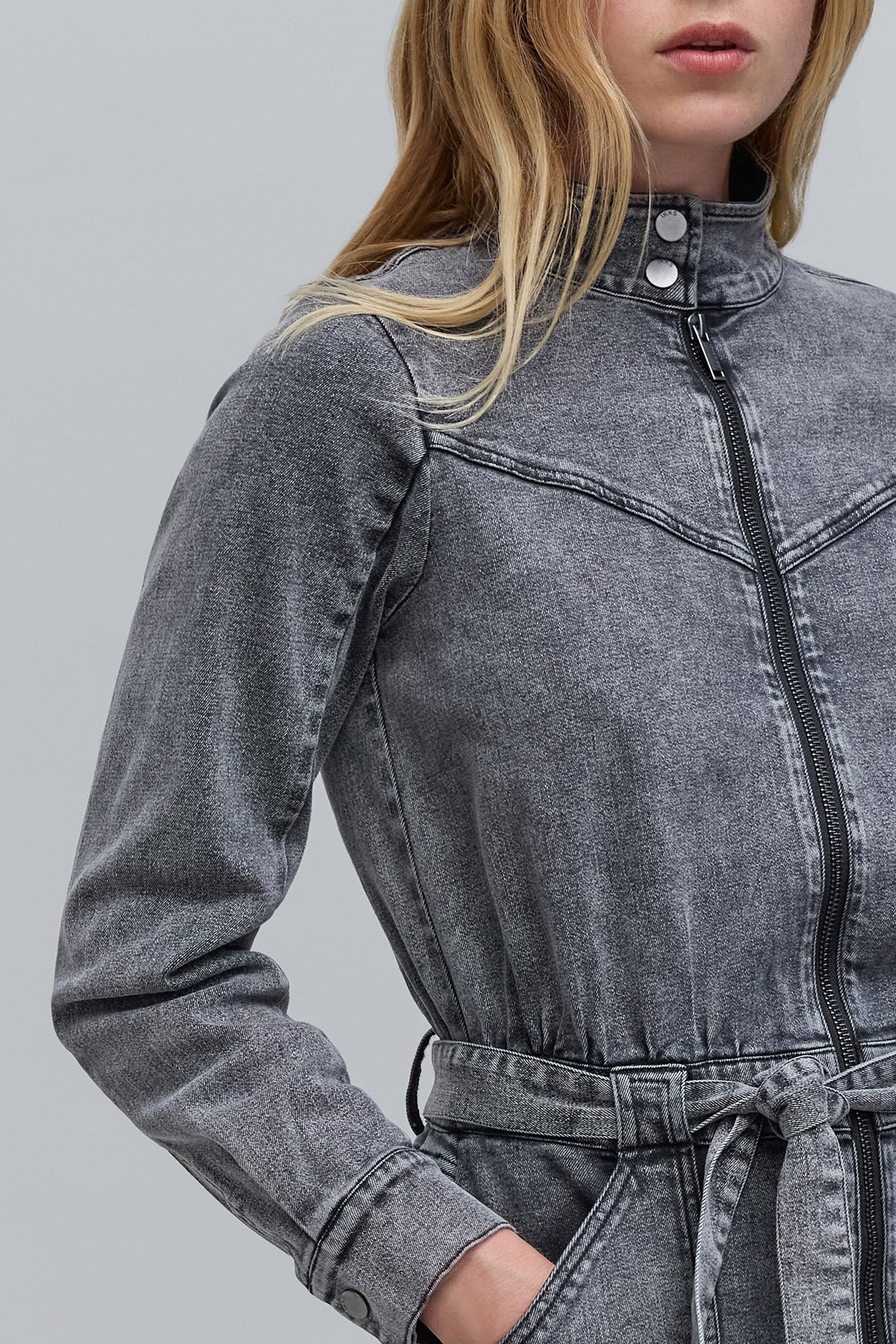 GREY DENIM ZIP-UP JUMPSUIT 6