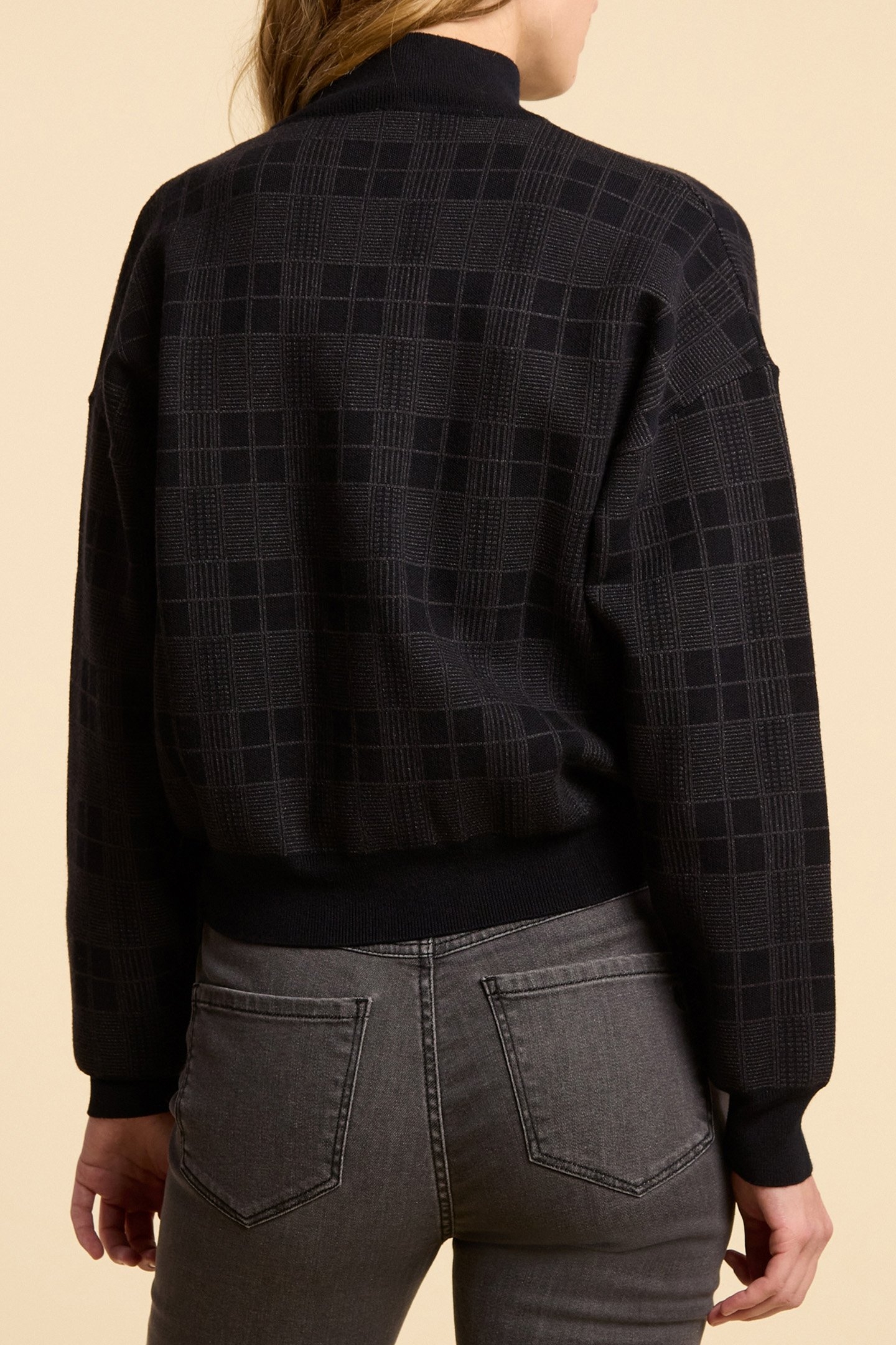 BLACK KNIT CARDIGAN WITH CHECK JACQUARD MOTIF 2