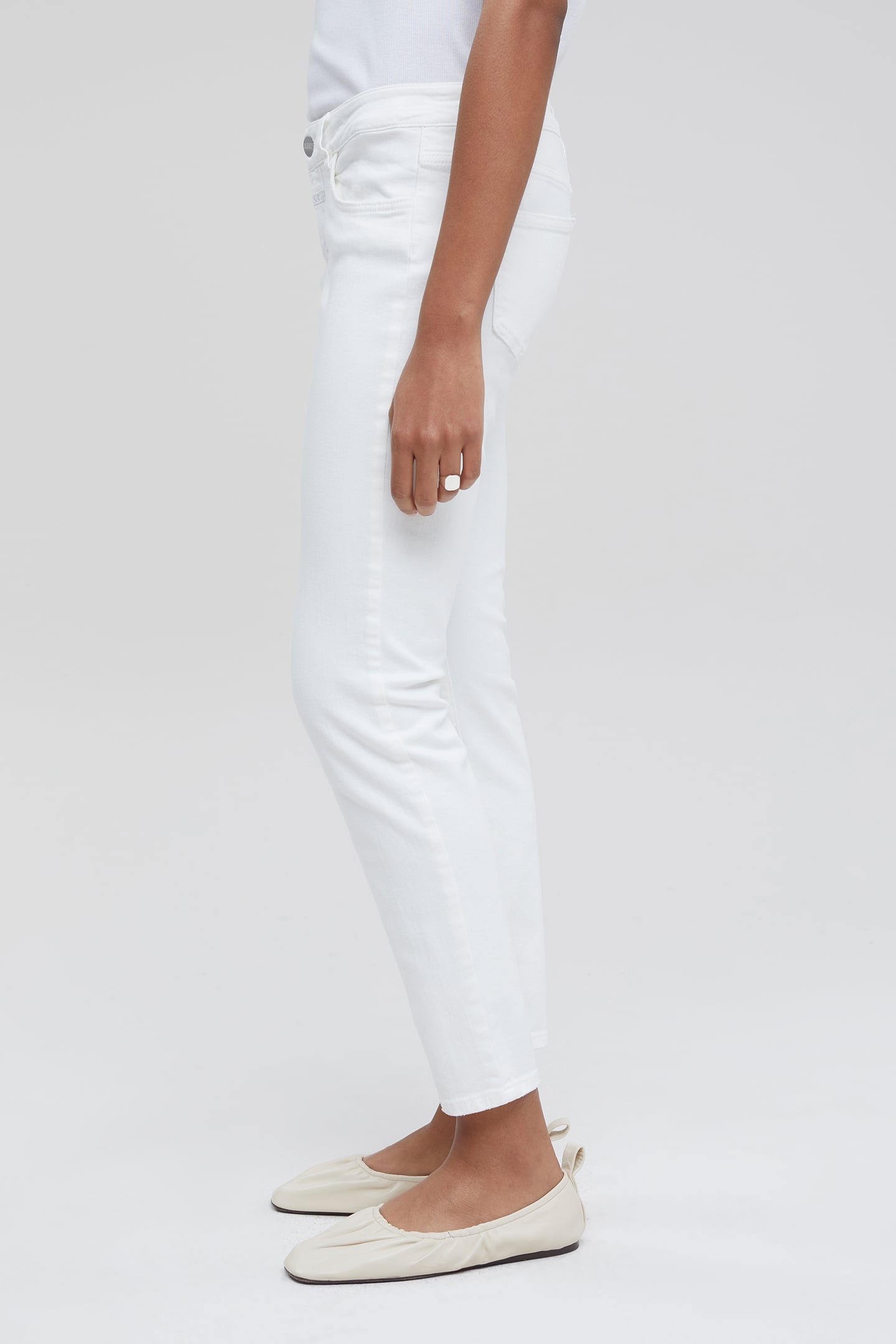 BAKER JEANS WHITE 3