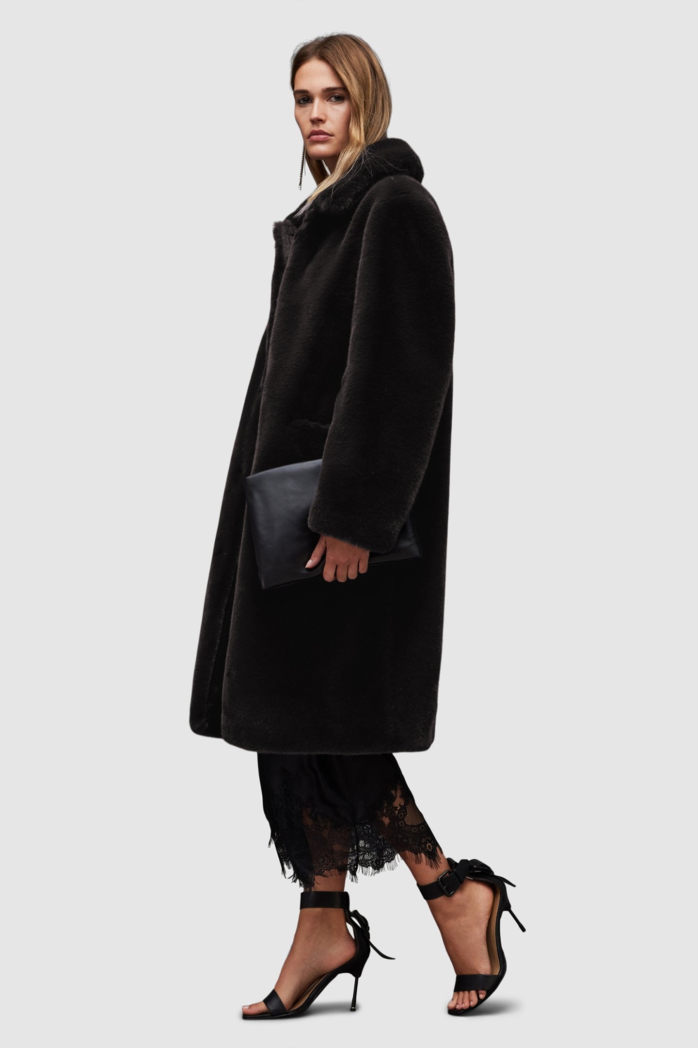 SORA COAT BLACK 5