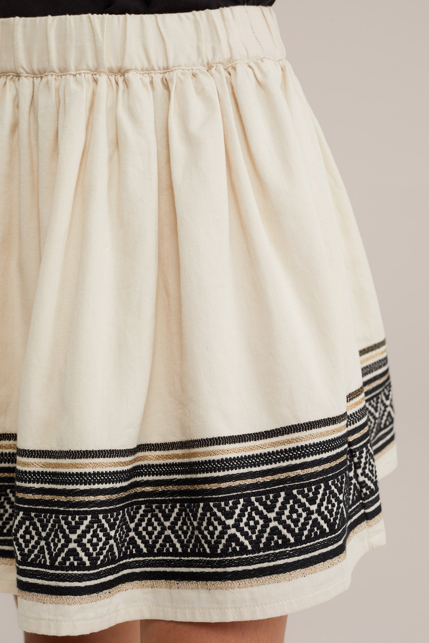 SKIRT MEDIUM LENGTH BEIGE 5