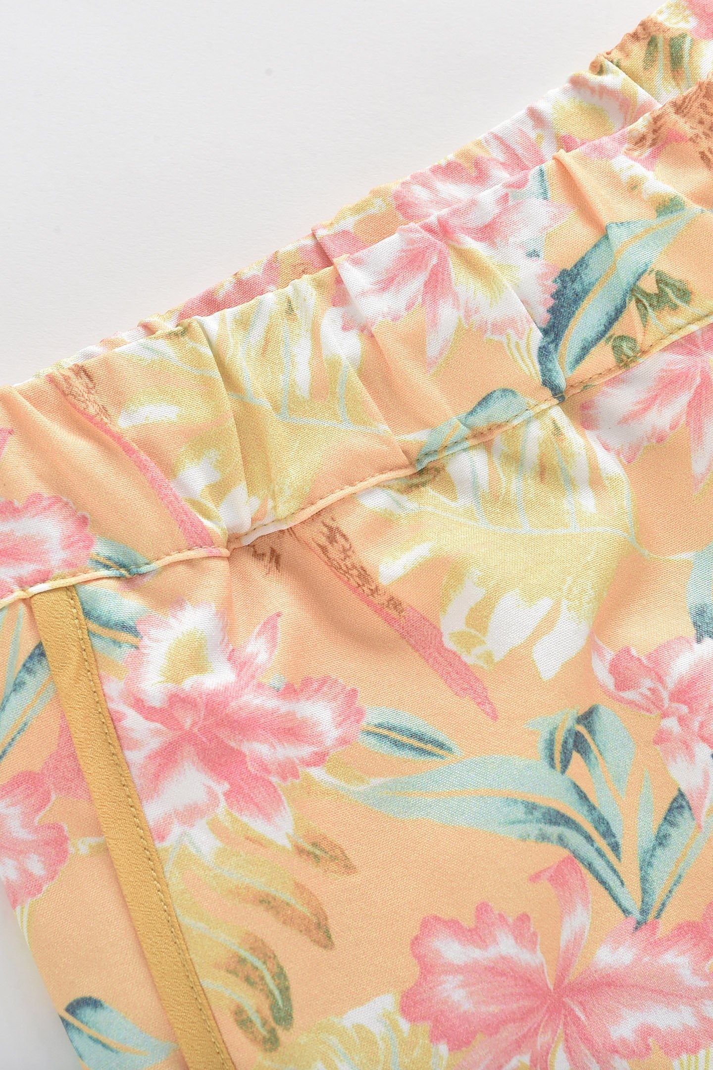 SWIM SHORTS ADERIEN SOFT HONEY PARROTS 7