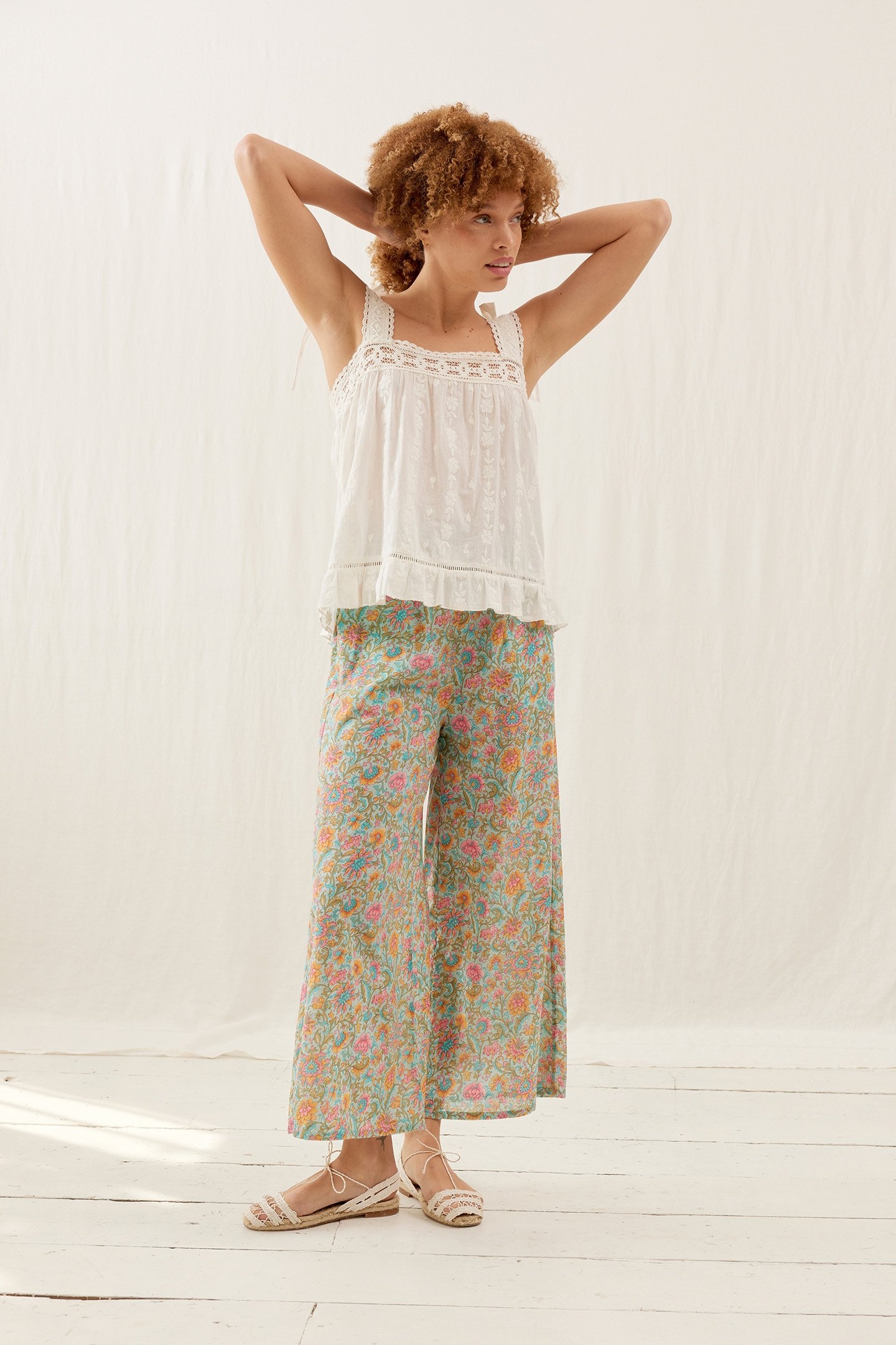 PANTS AMANDINA WATER RIVER FLOWERS 4