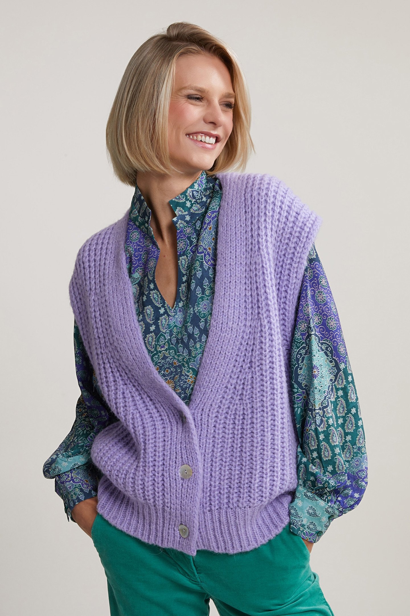 PURPLE BUTTONED V-NECK SPENCER 1