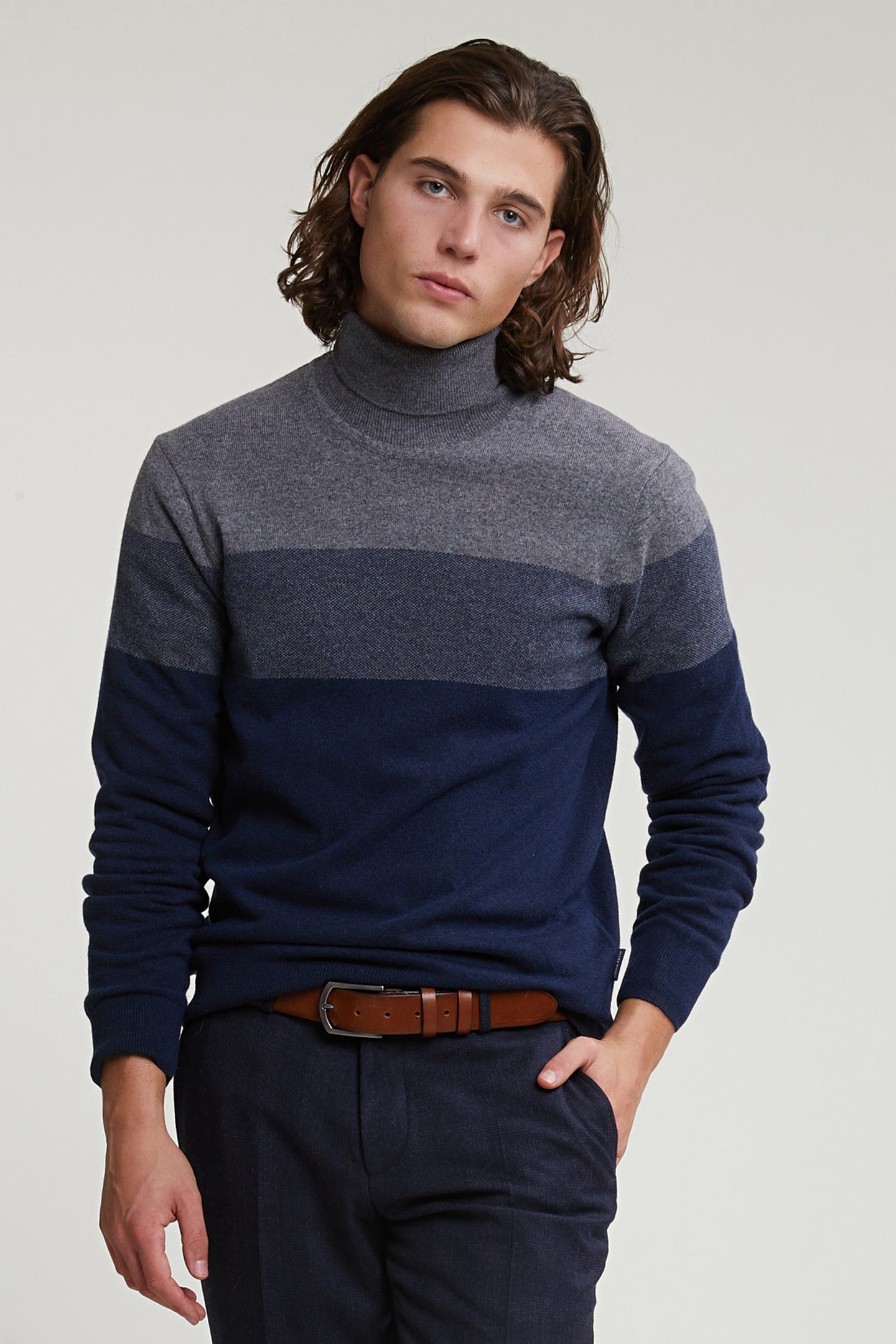CUSTOM FIT WOOL-CASHMERE ROLL NECK SWEATER OXFORD MIX 1