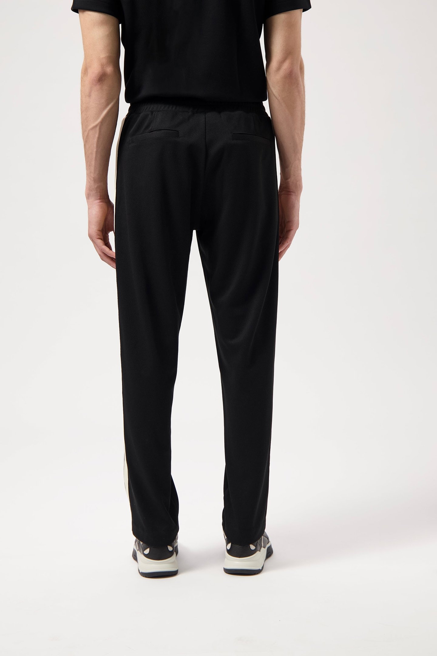 TAPE STRAIGHT TRACK PANTS JET BLACK 2