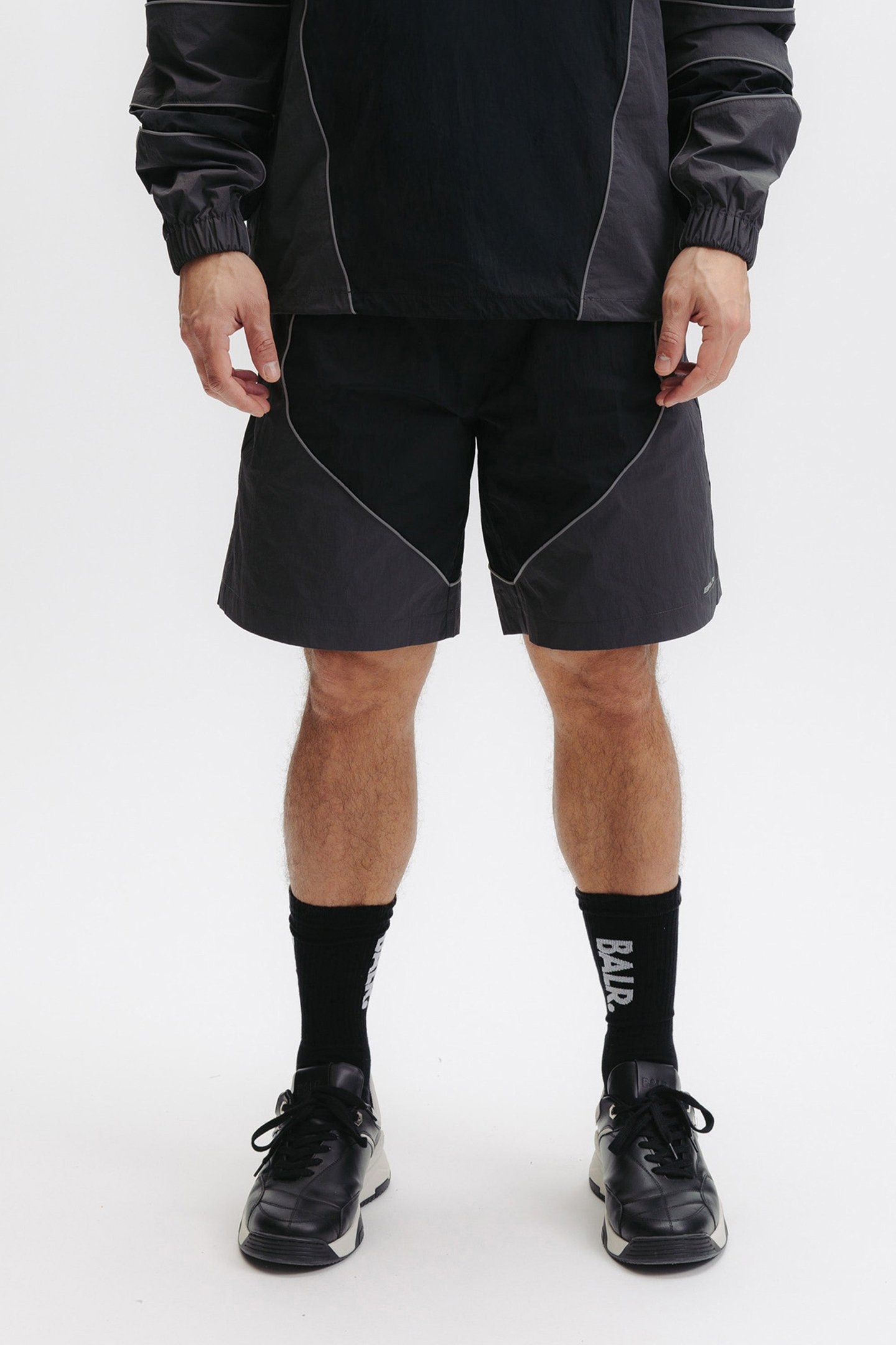 JEZRA SHORTS JET BLACK 1