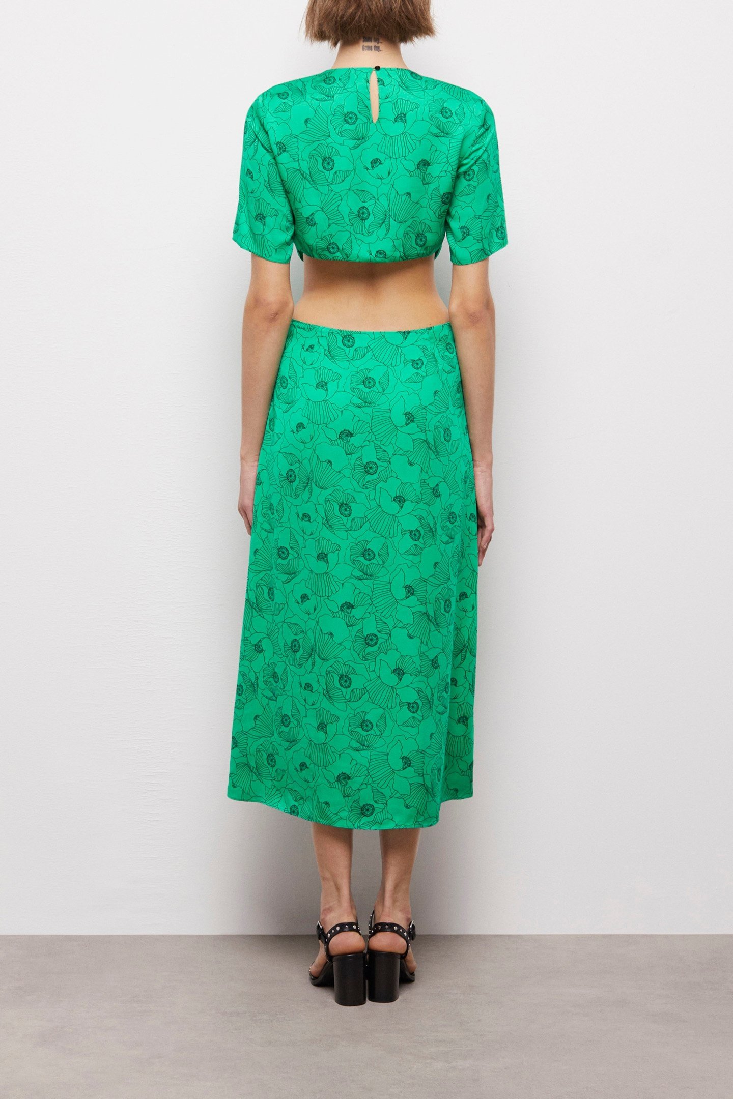 OPEN BACK LONG DRESS WITH SHORT SLEEVES GREEN 2