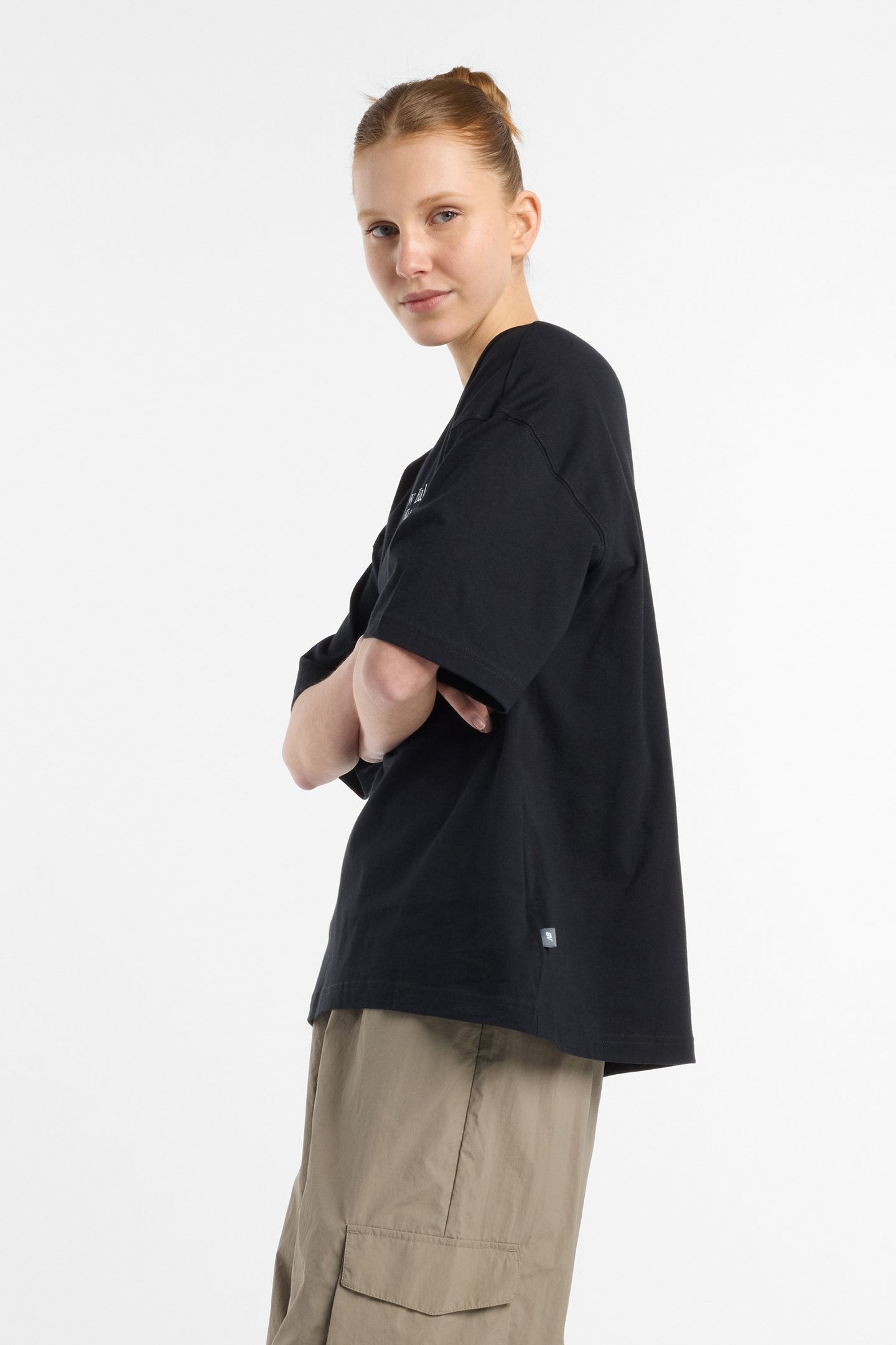 LINEAR GRAPHIC OVERSIZED T-SHI BLACK 7