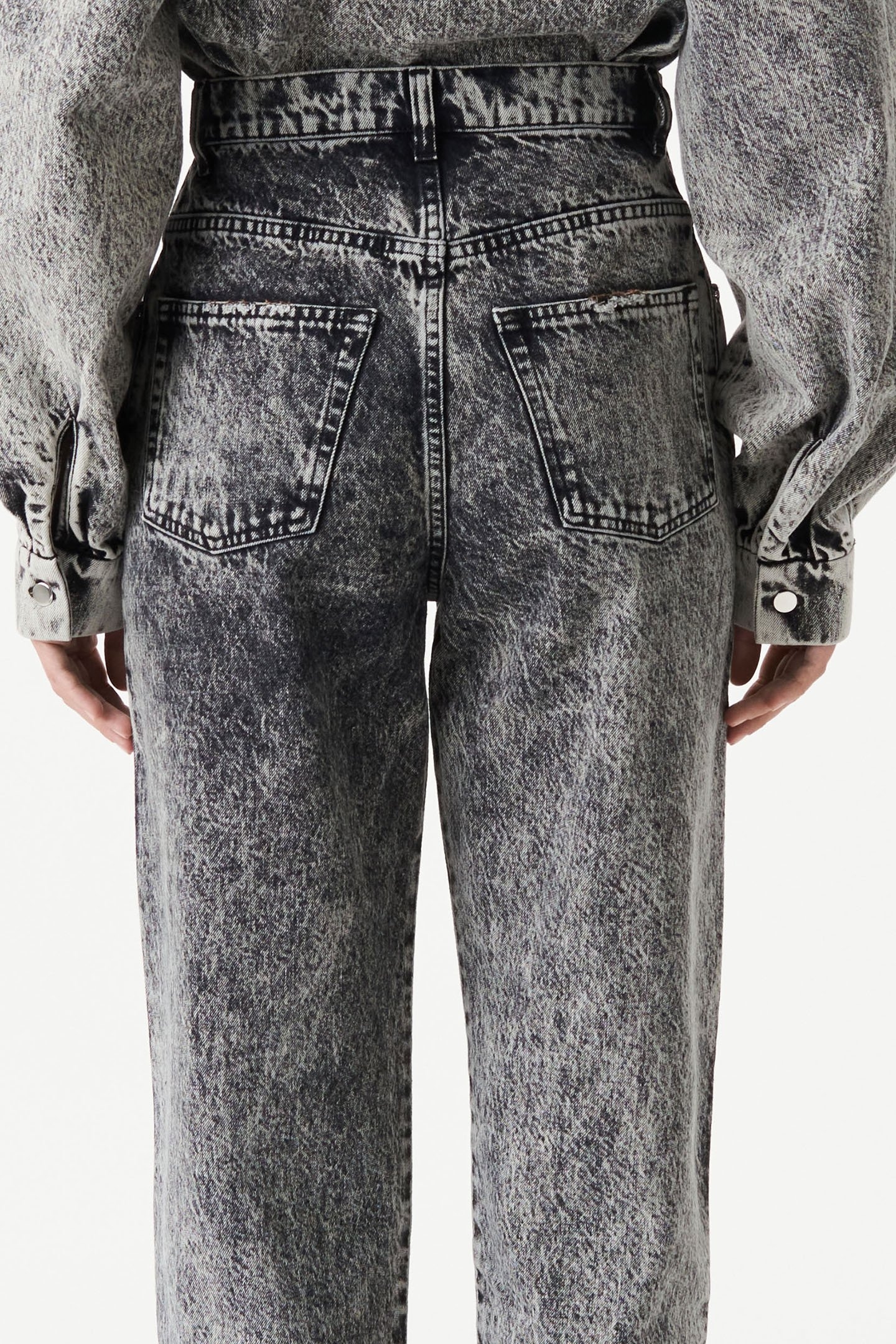 COLLIE JEAN SNOW BLACK 4