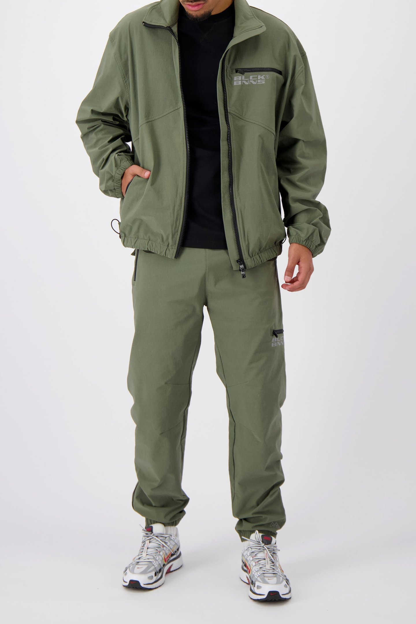 INITIAL TECH JACKET MOSS GREEN 3
