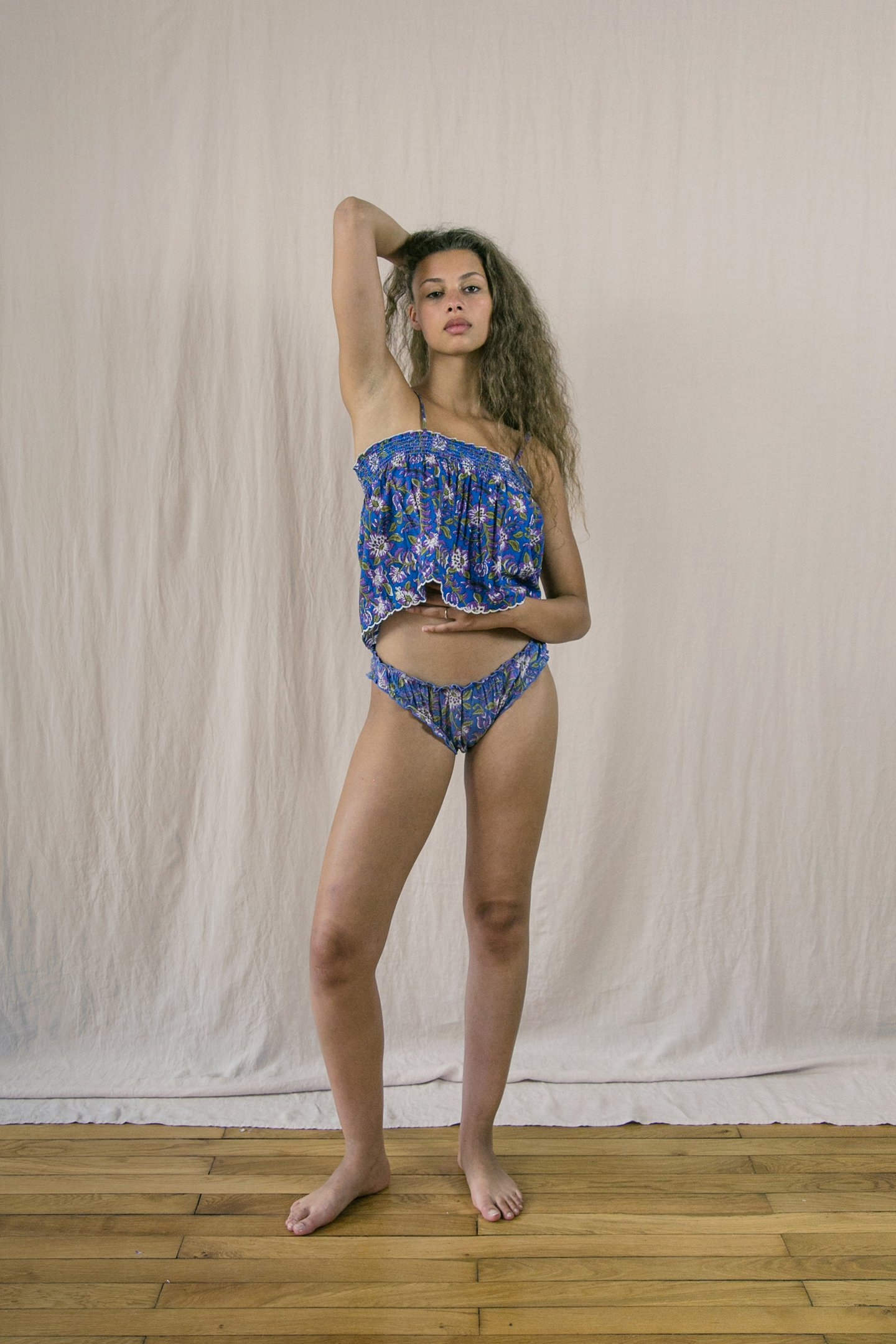 CAMISOLE MINA BLUE FLOWERS 5