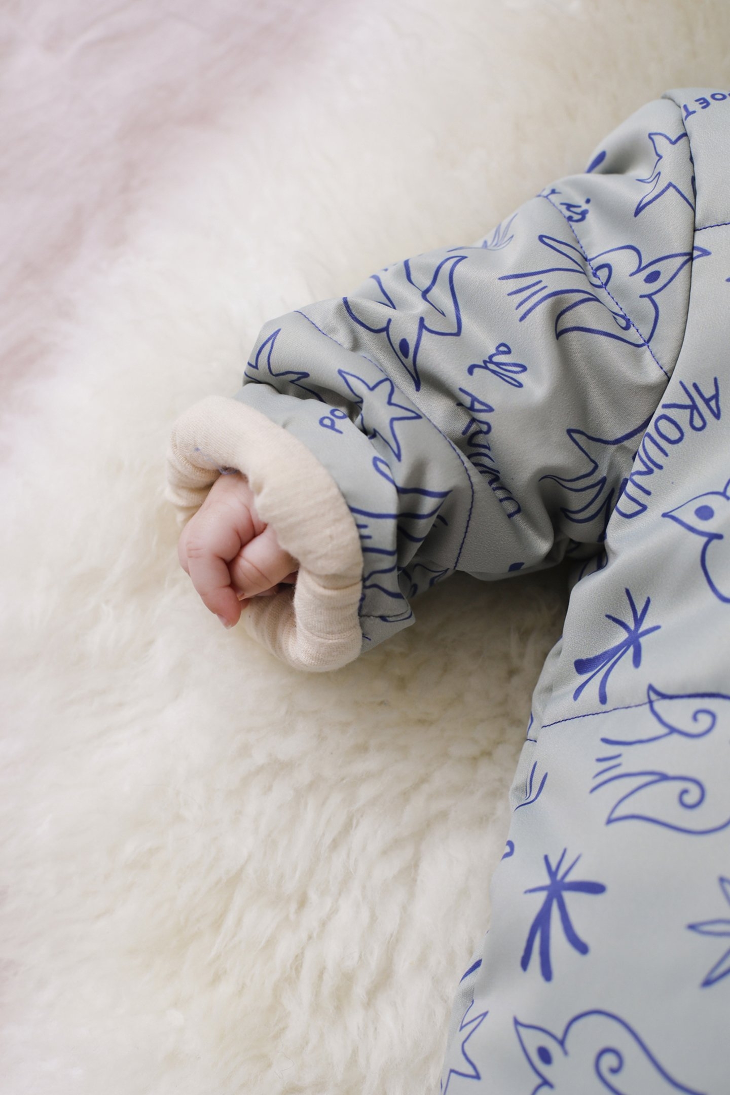 PILOT JUMPSUITS CASPAR LIFE IS POETRY 4