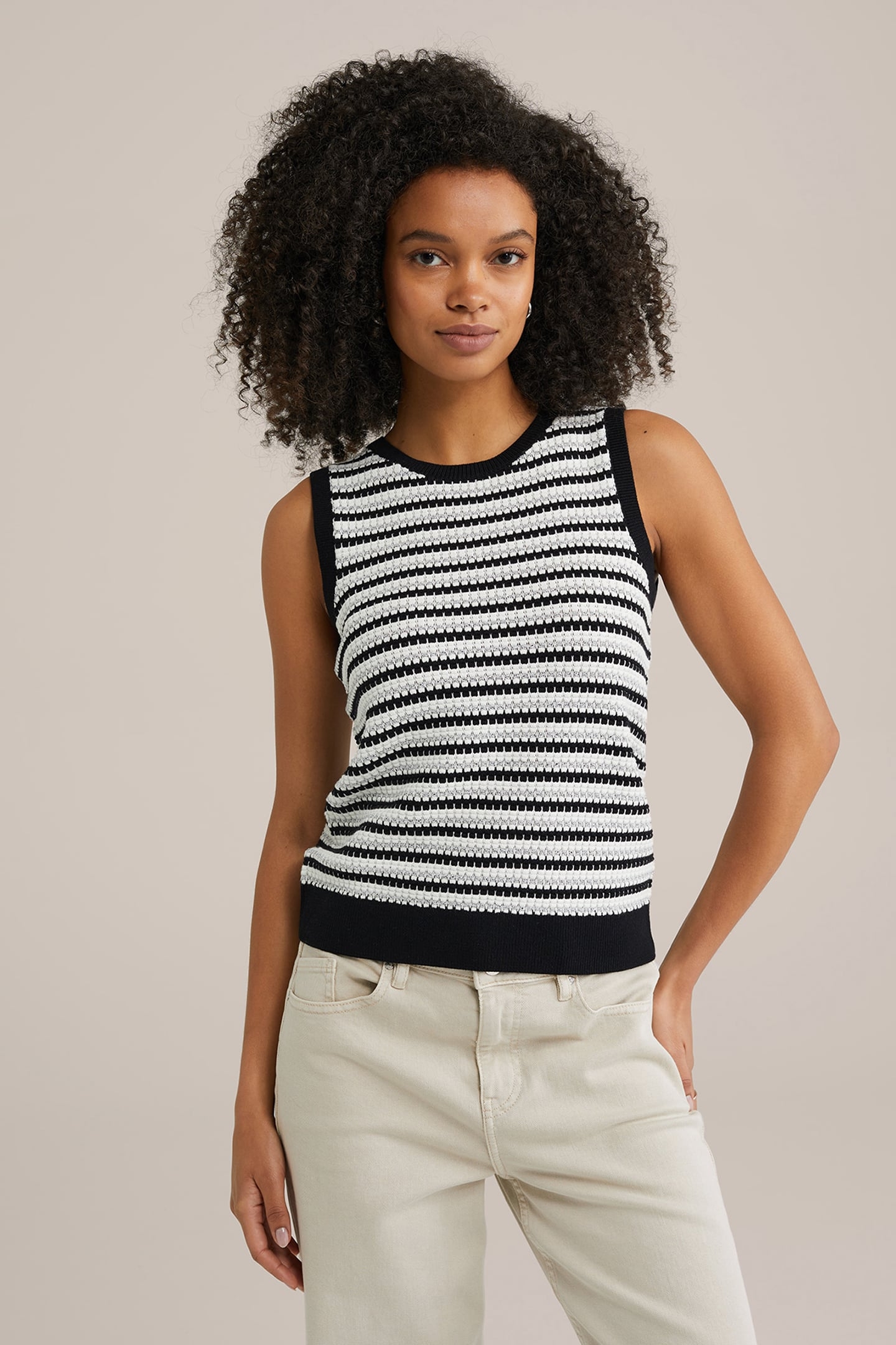 KNITTED PULLOVER BLACK 1