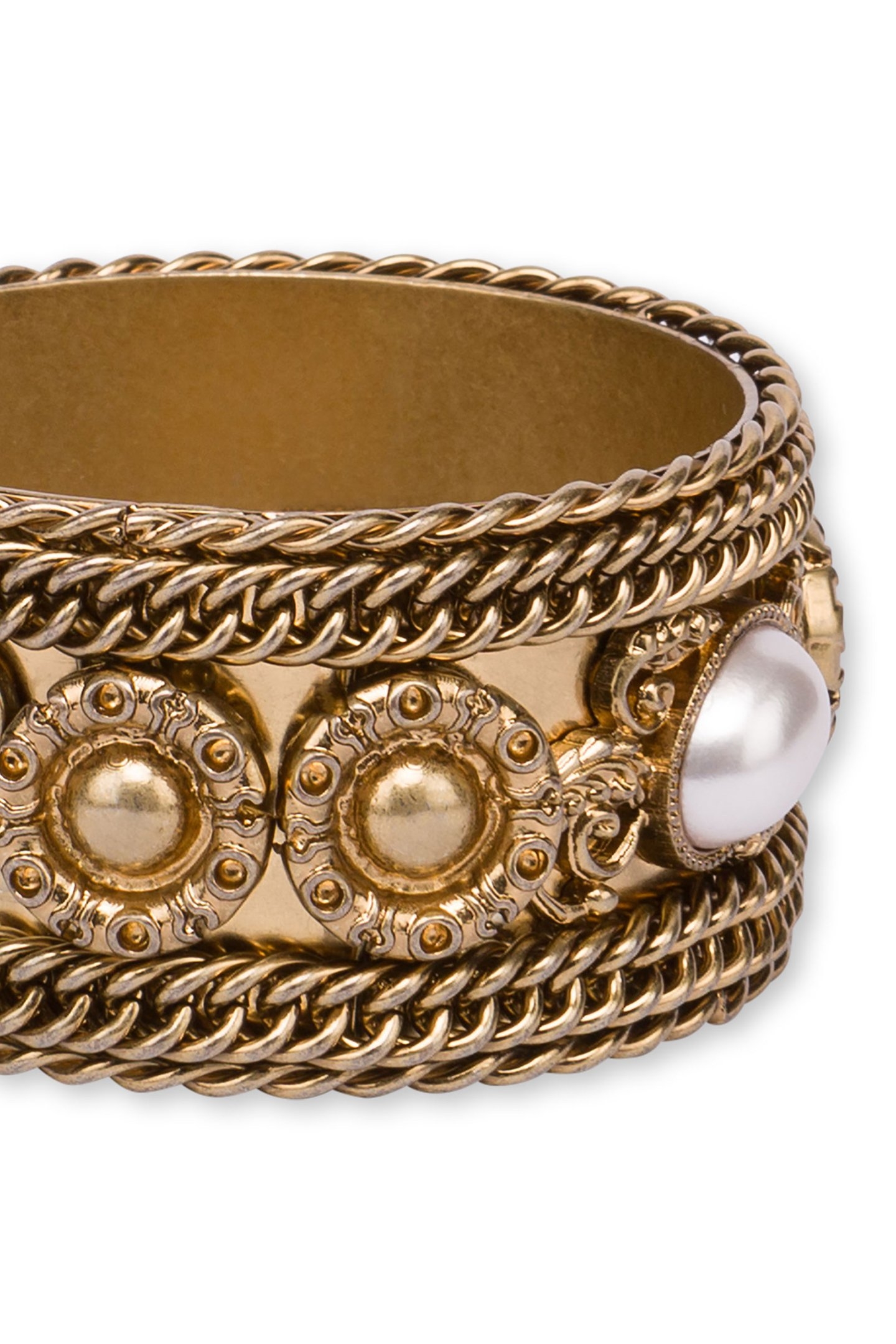 BANGLE WITH CHAINS AND PEARLS GOLD 3