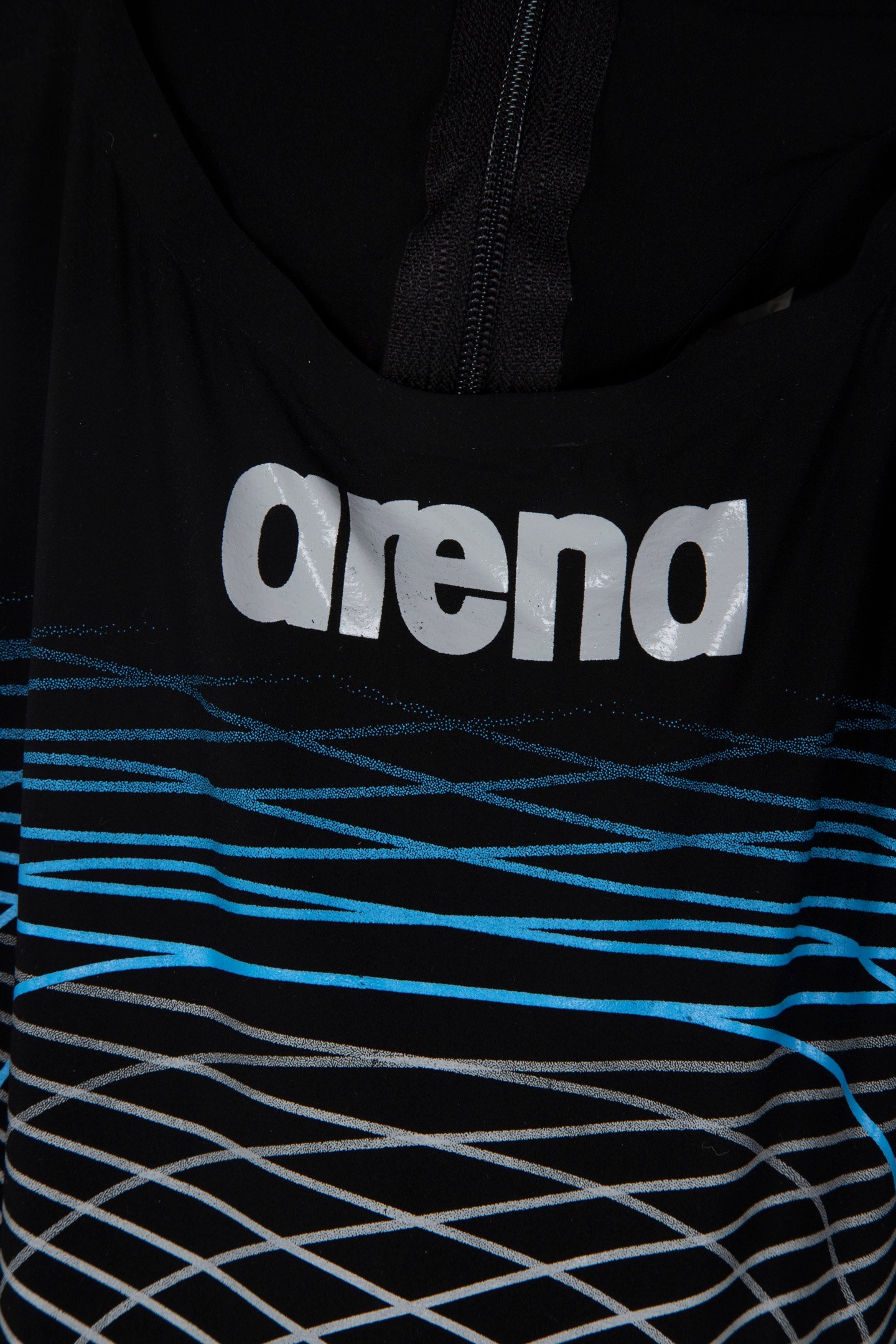 M POWERSKIN R FBLL BLACK 4