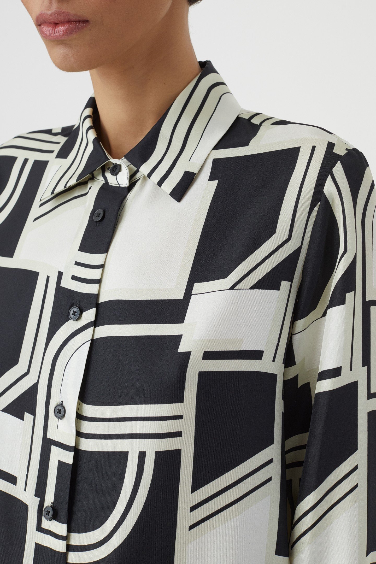 STRAIGHT FITTED SHIRT & BLOUSES BLACK 5