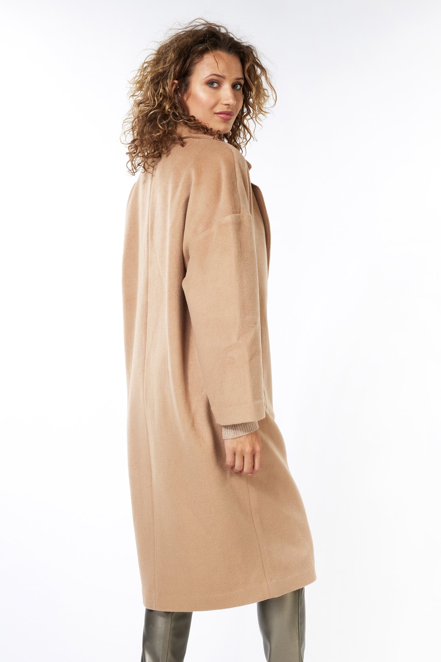 COAT LONG OVERSIZED CAMEL 4