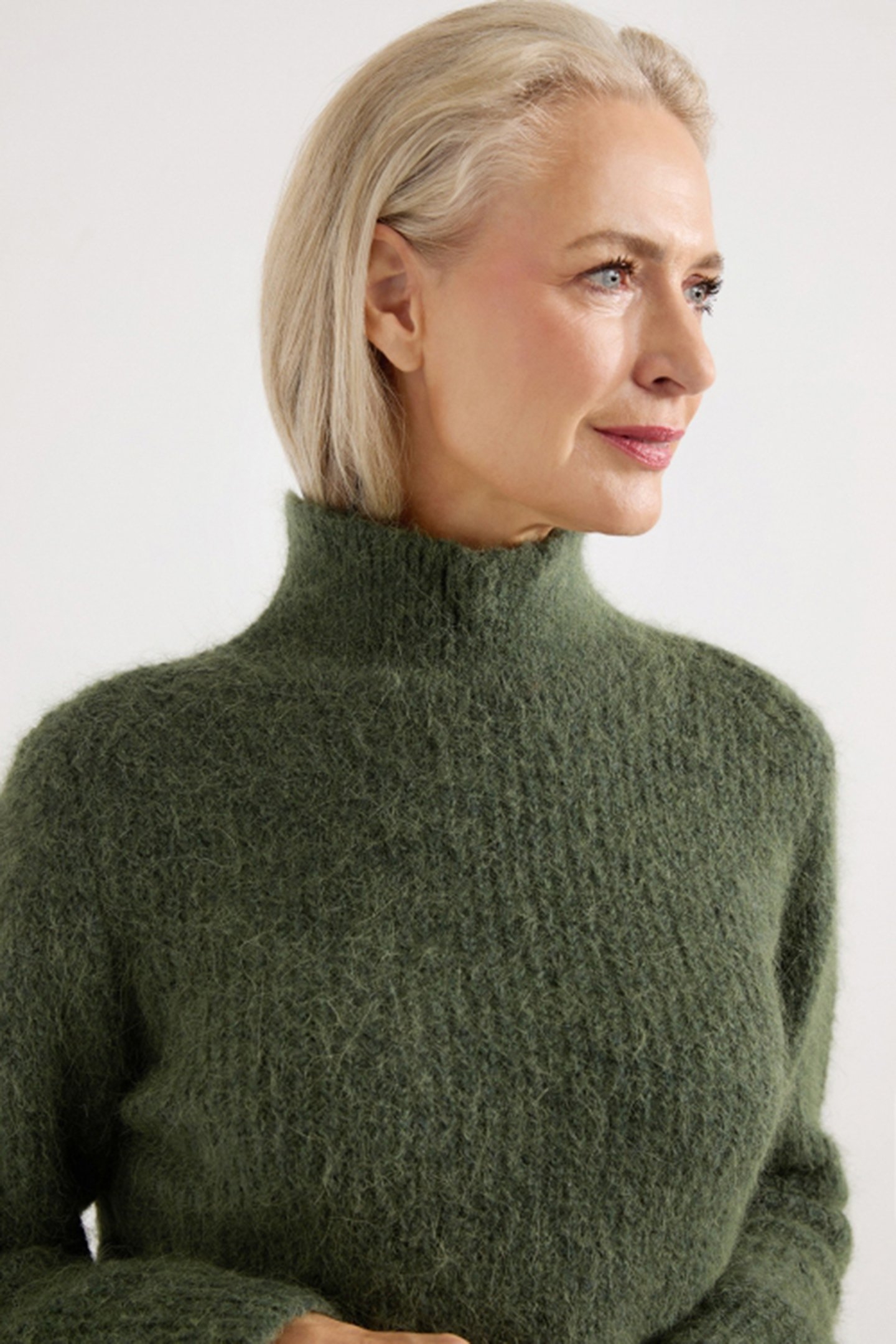 AURORA SWEATER PESTO 3