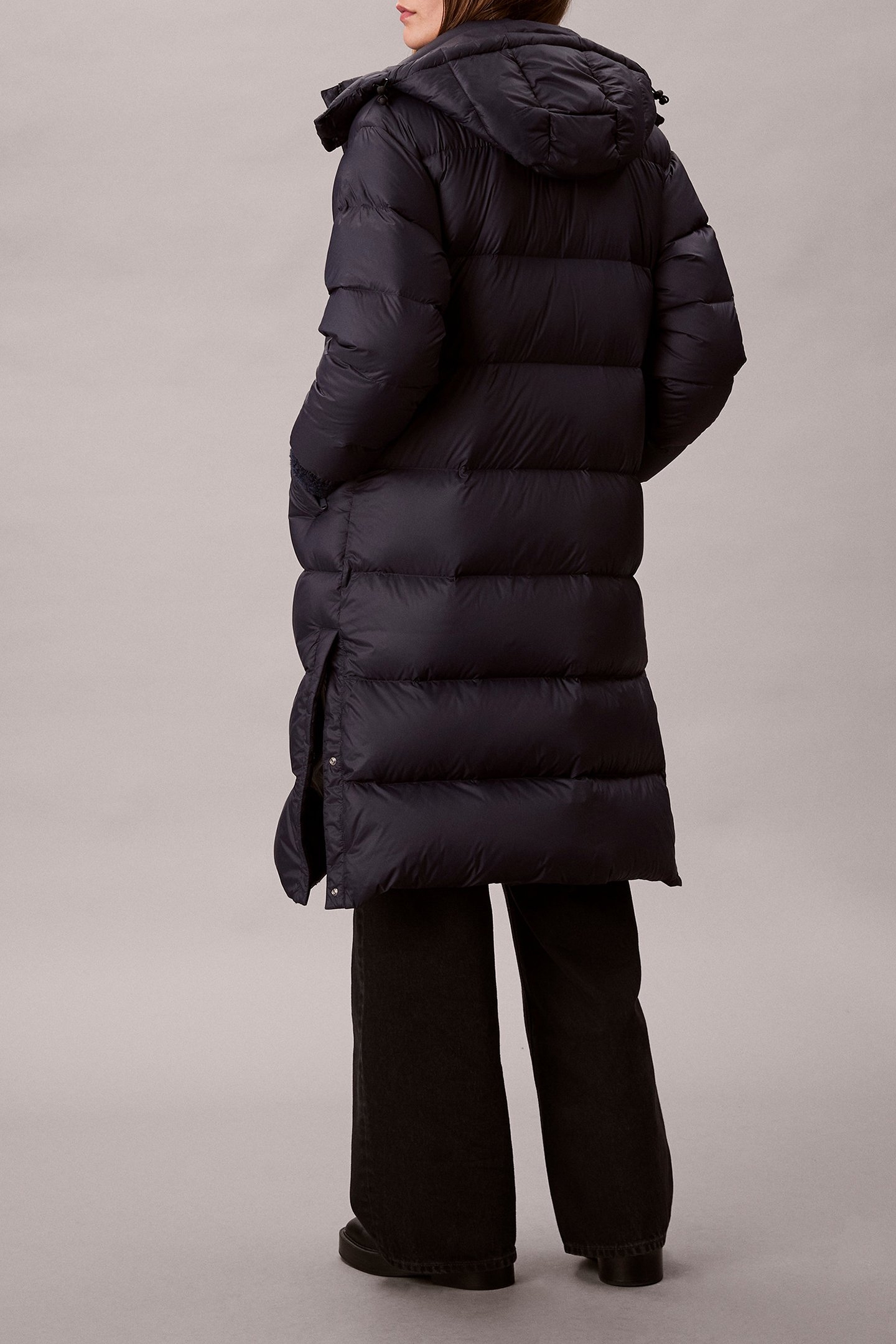 ESSENTIAL MIDWEIGHT HOODED PUFFER INKWELL 2