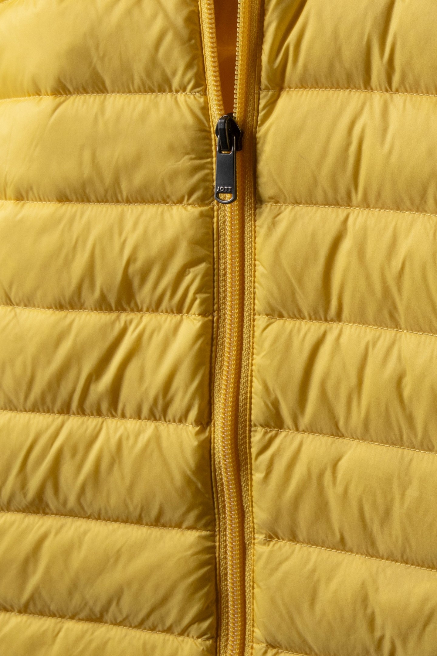 CLOE DOWN JACKET SOFT YELLOW 5